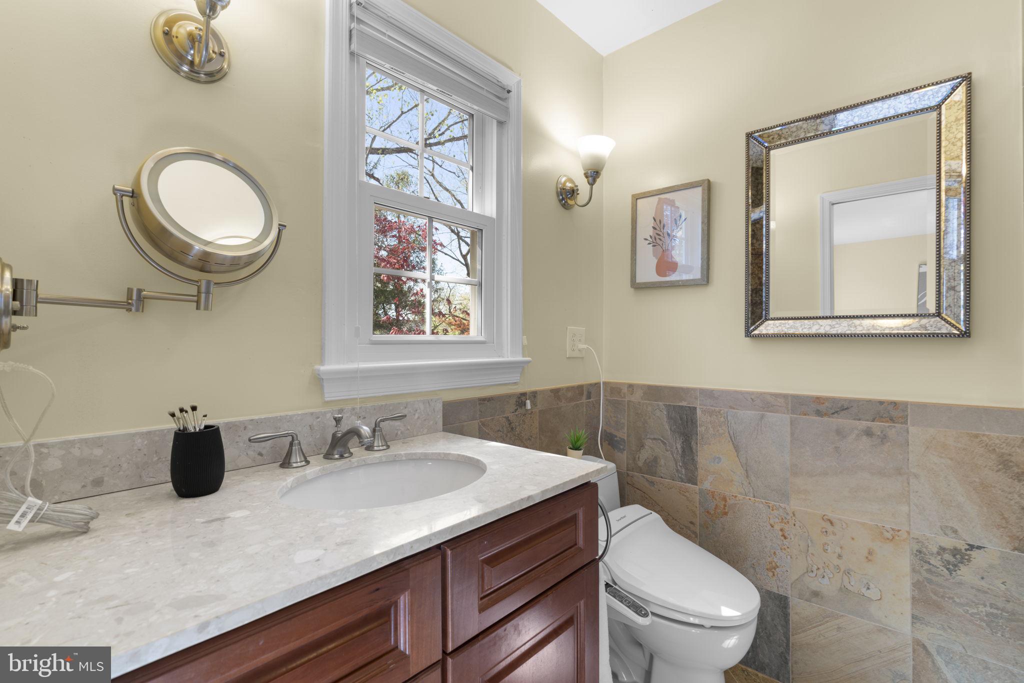 VILLAGE OF OAKLAND MILLS - Residential