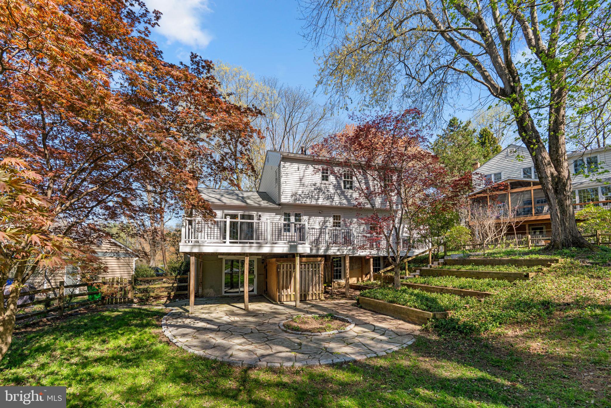 VILLAGE OF OAKLAND MILLS - Residential