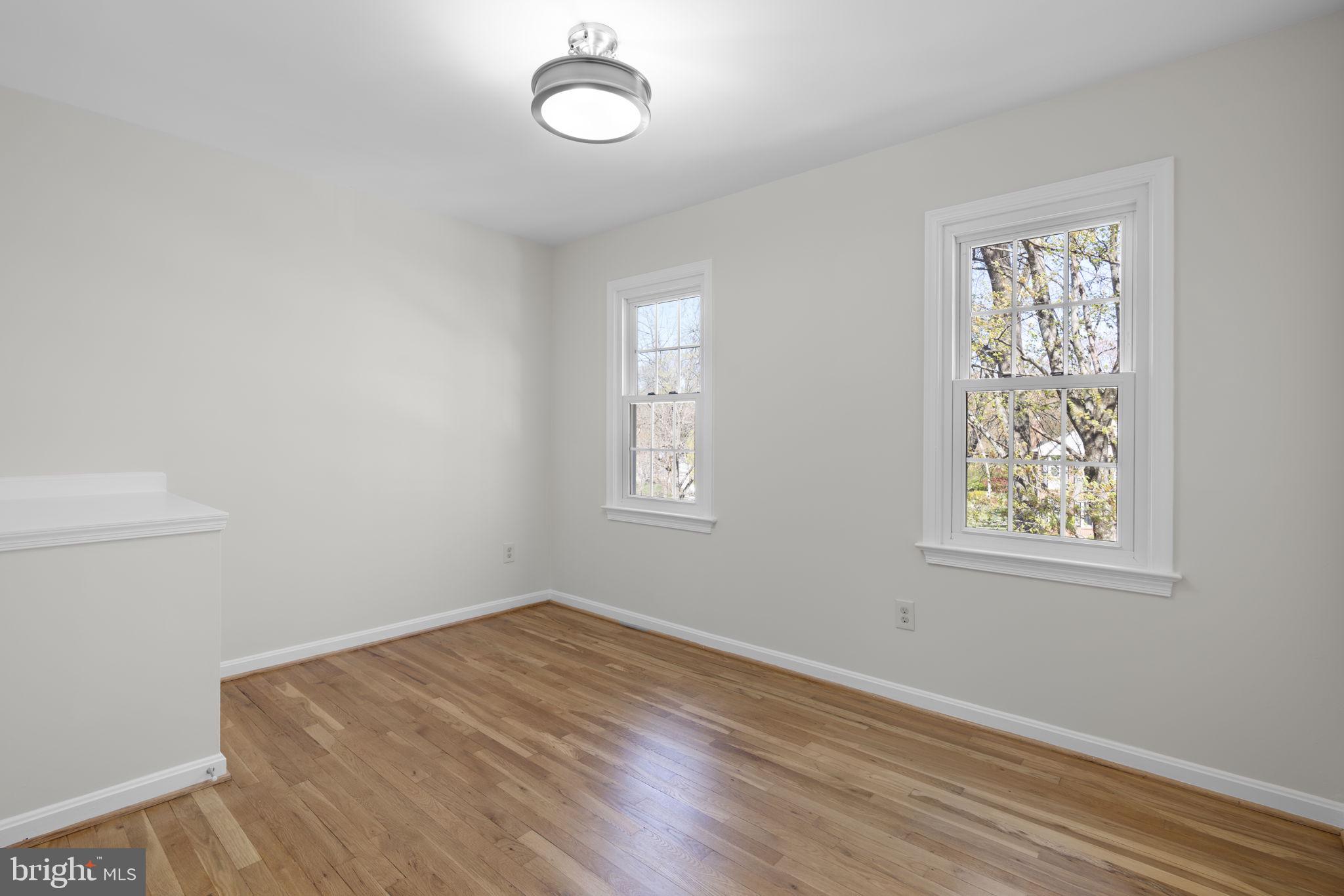 VILLAGE OF OAKLAND MILLS - Residential