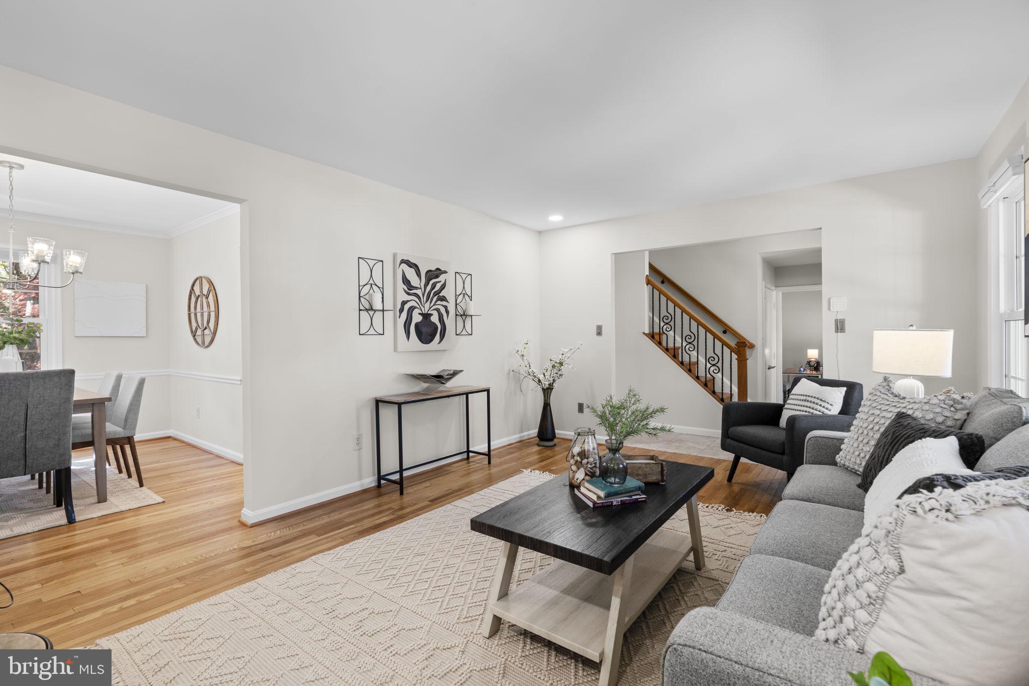 VILLAGE OF OAKLAND MILLS - Residential