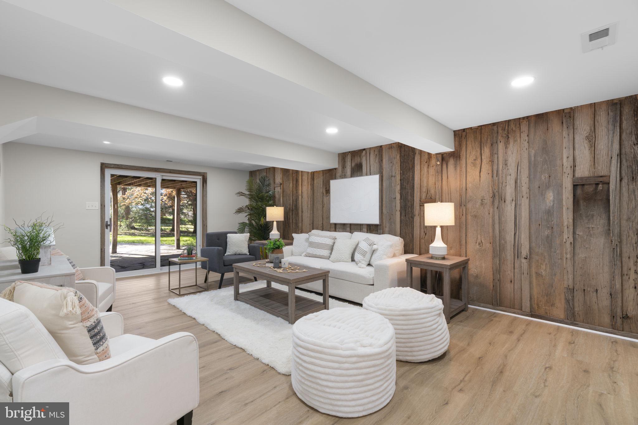 VILLAGE OF OAKLAND MILLS - Residential