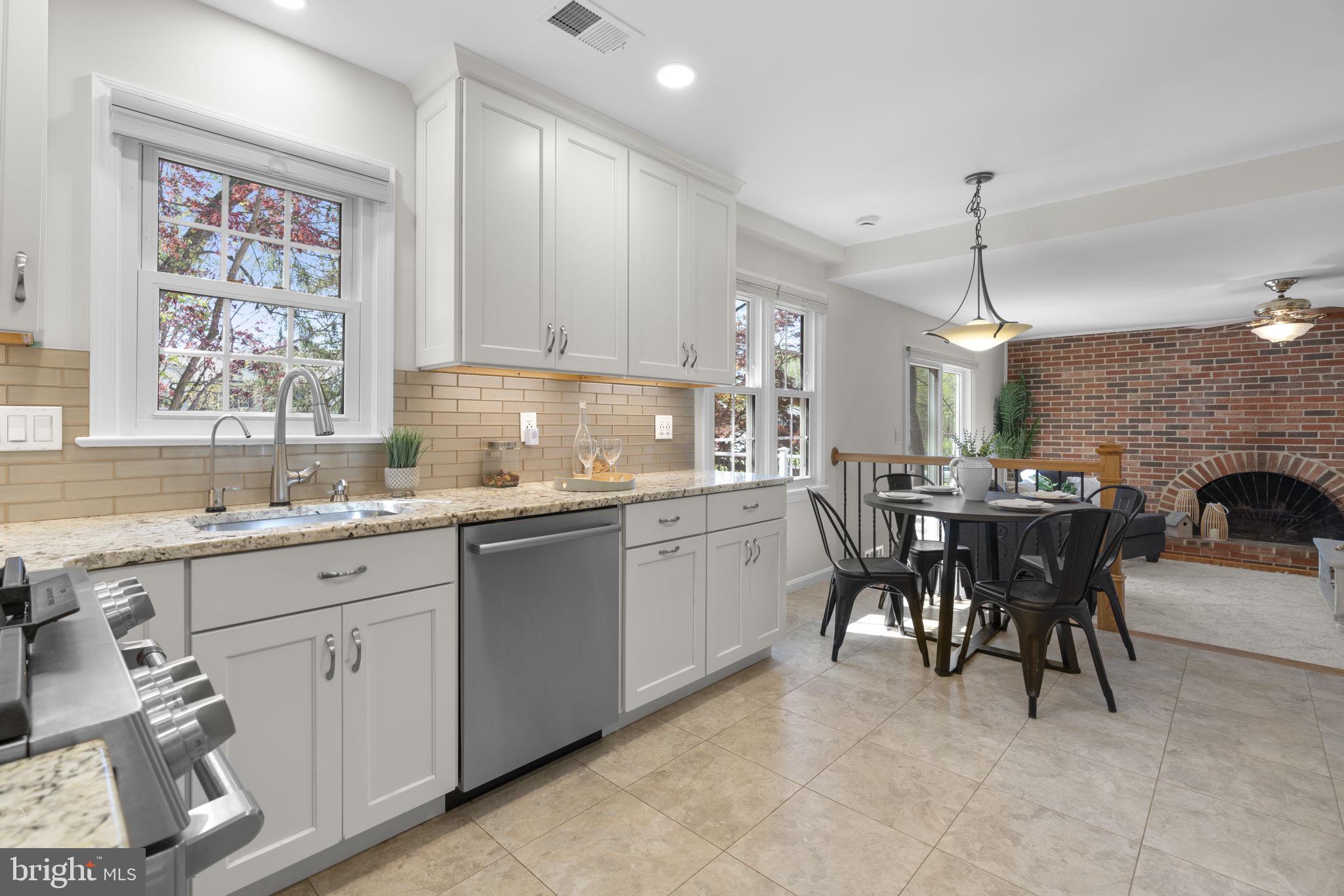 VILLAGE OF OAKLAND MILLS - Residential