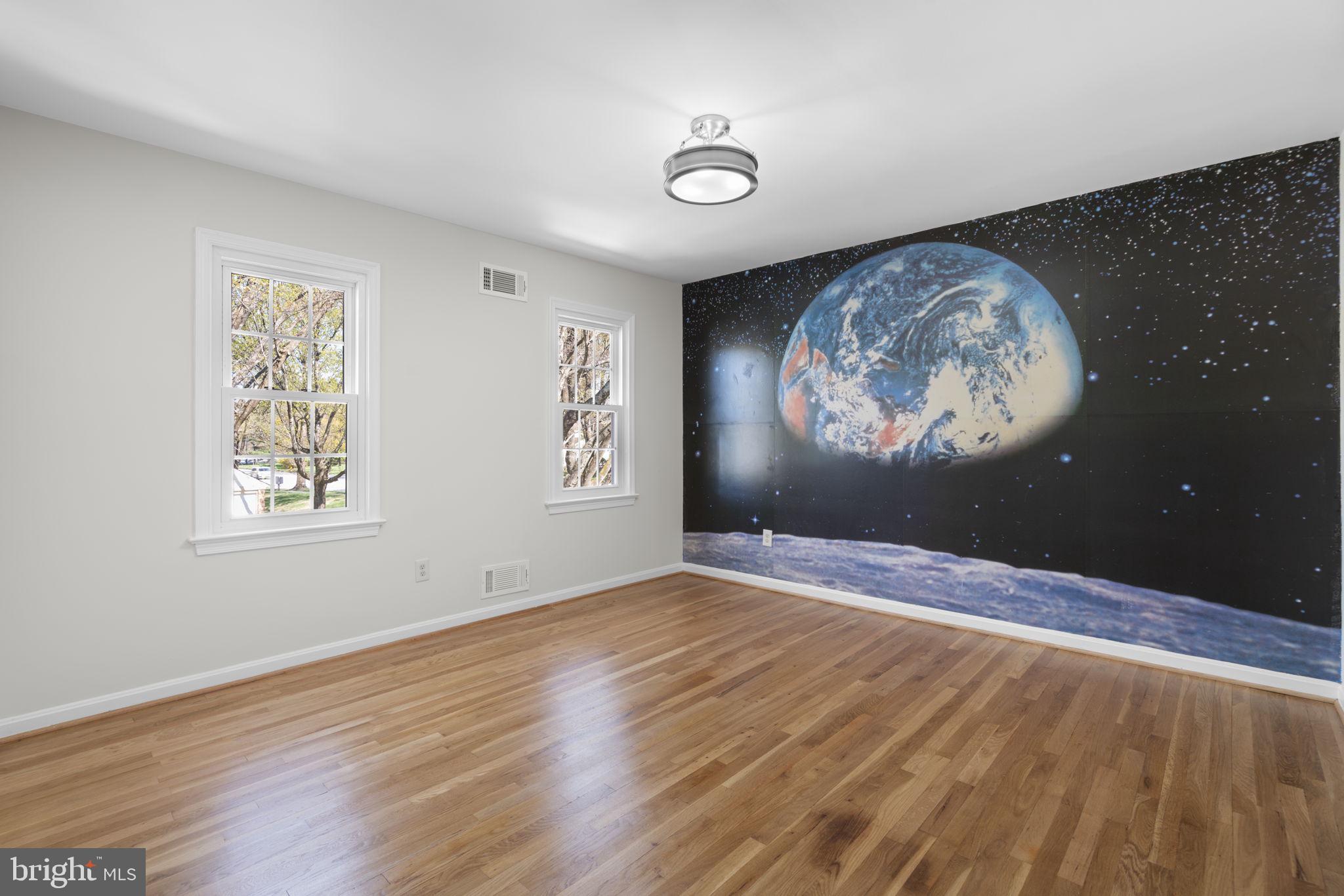 VILLAGE OF OAKLAND MILLS - Residential