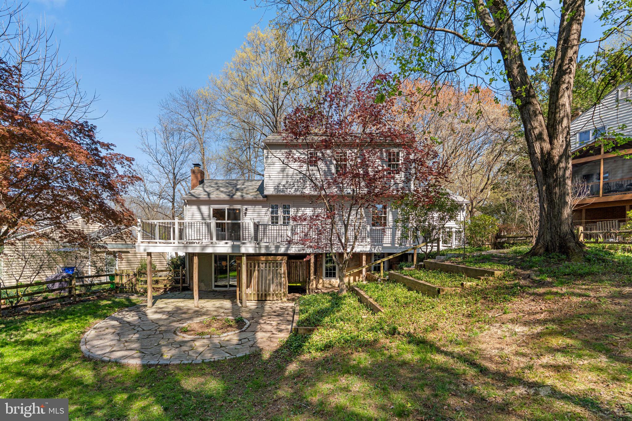 VILLAGE OF OAKLAND MILLS - Residential