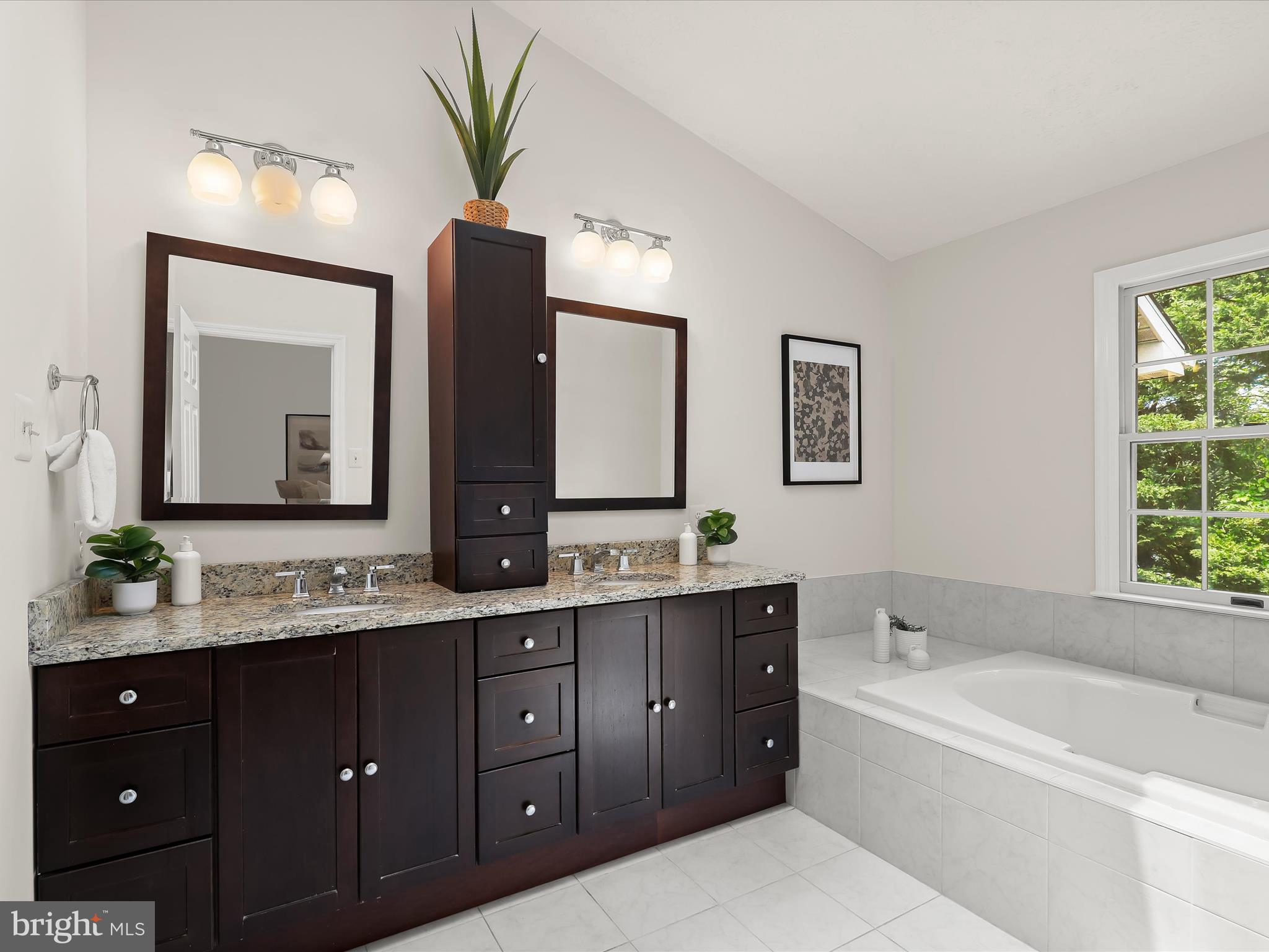 GREENSPRING EAST - Residential