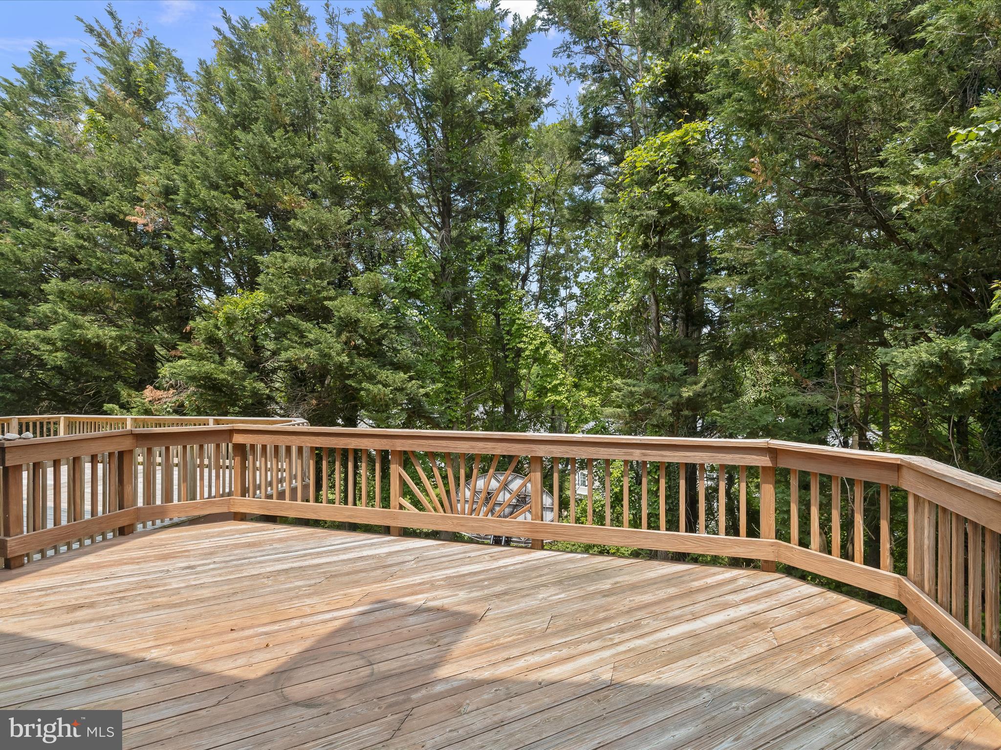 GREENSPRING EAST - Residential