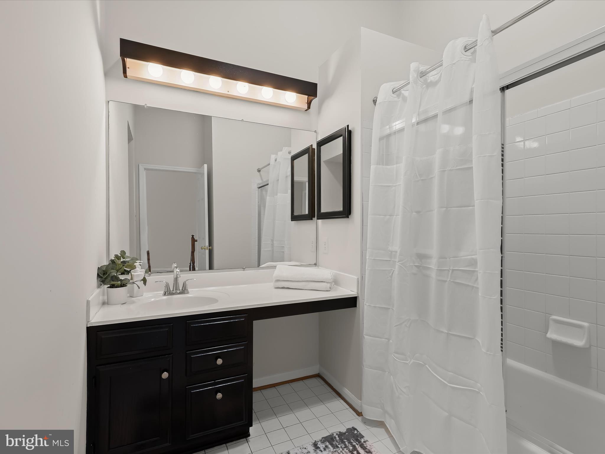 GREENSPRING EAST - Residential