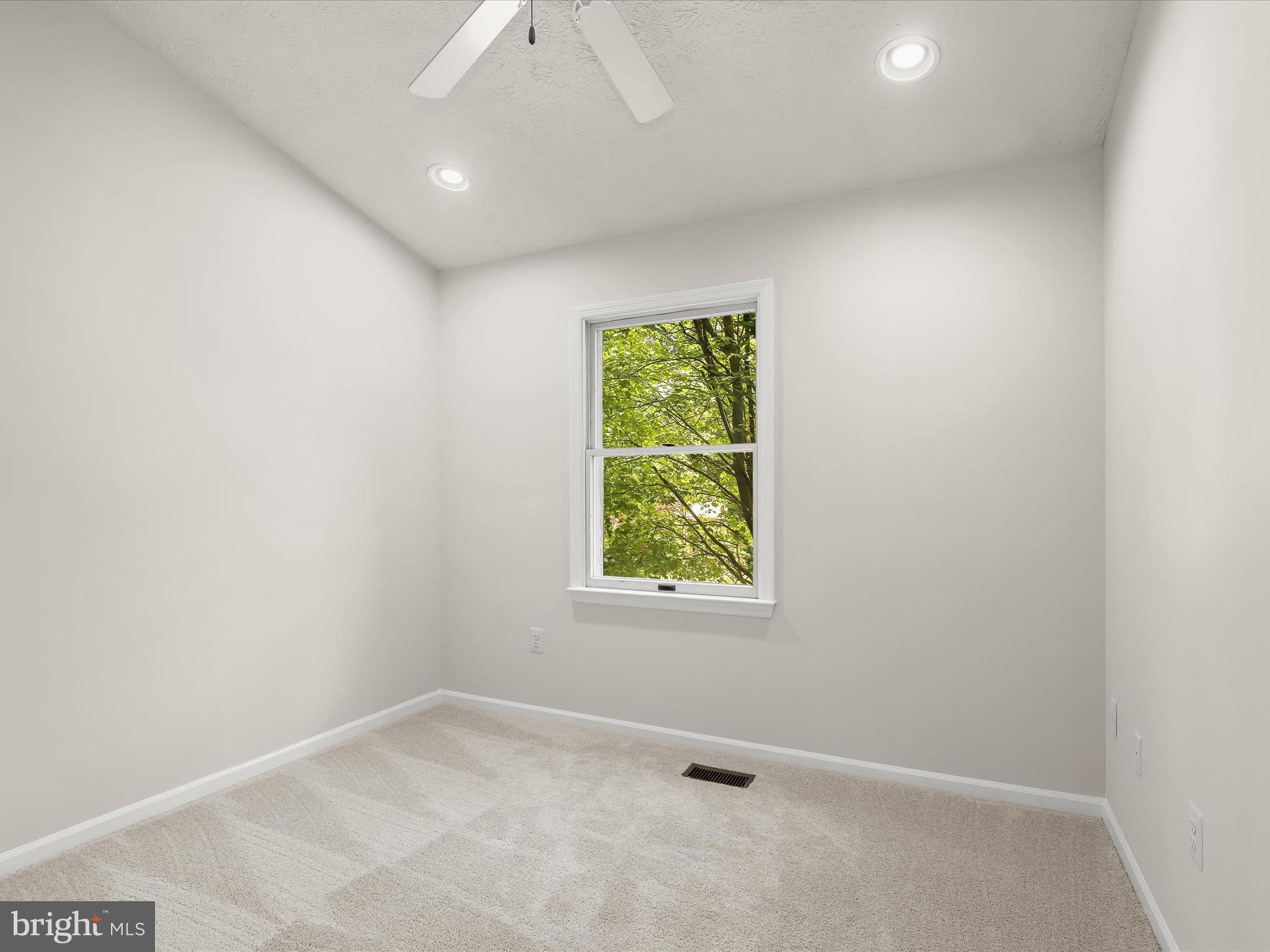 GREENSPRING EAST - Residential