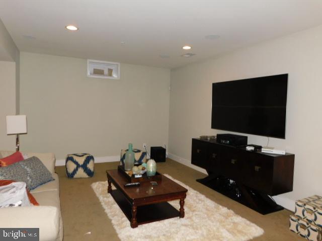 HARBOR STATION - Residential Lease