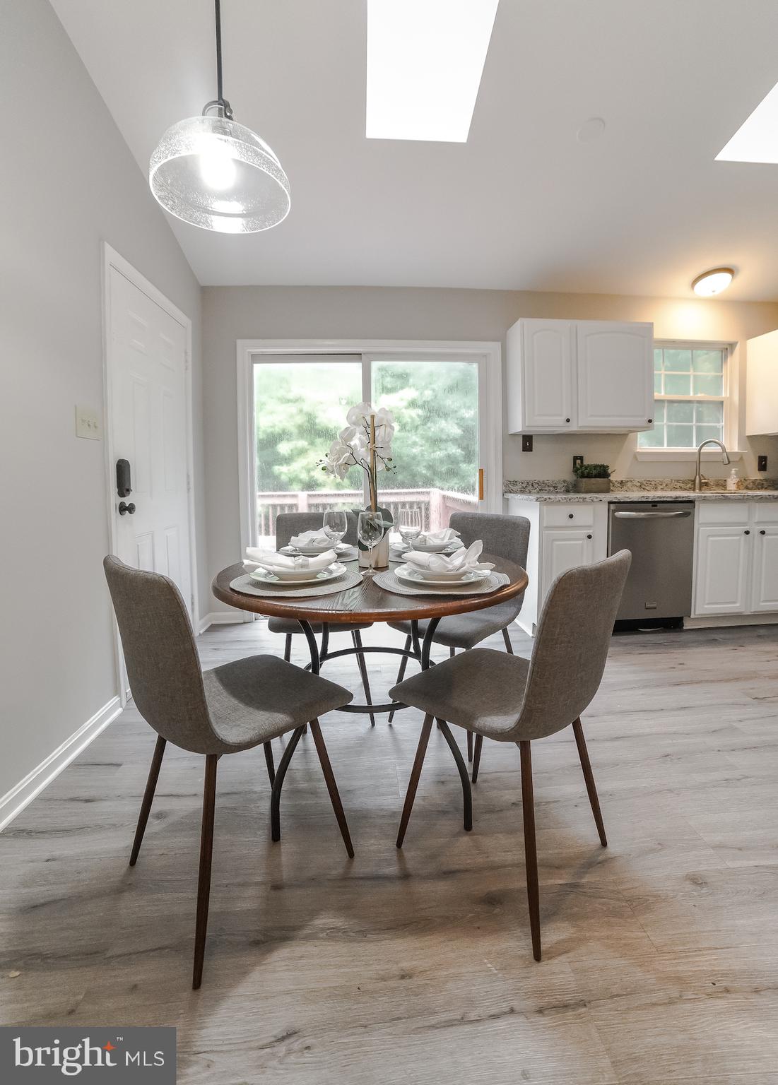 PYLES ESTATES - Residential