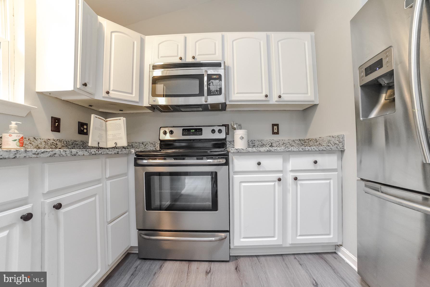 PYLES ESTATES - Residential