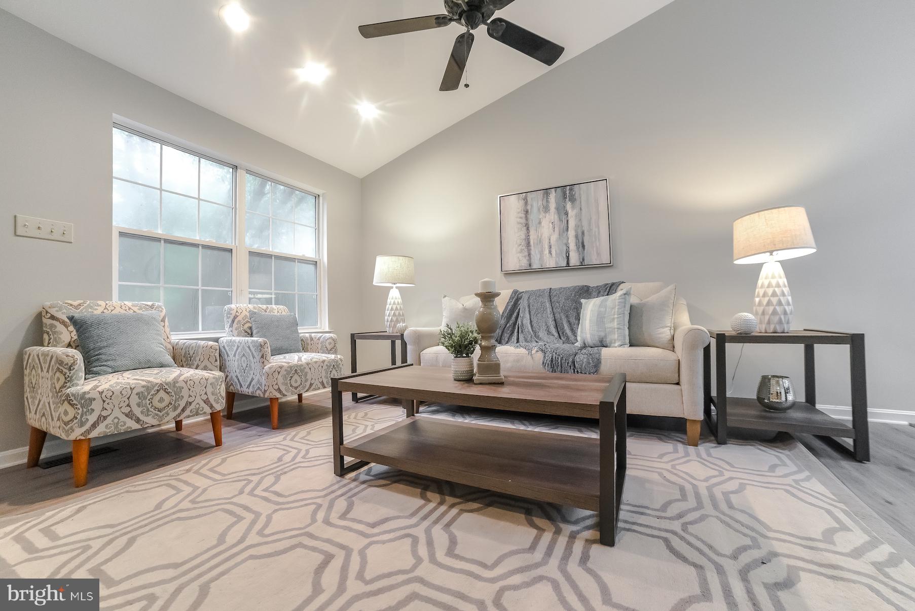 PYLES ESTATES - Residential