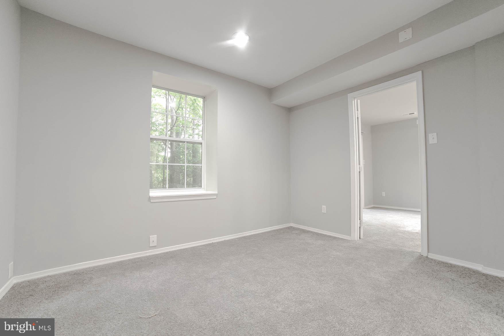 PYLES ESTATES - Residential