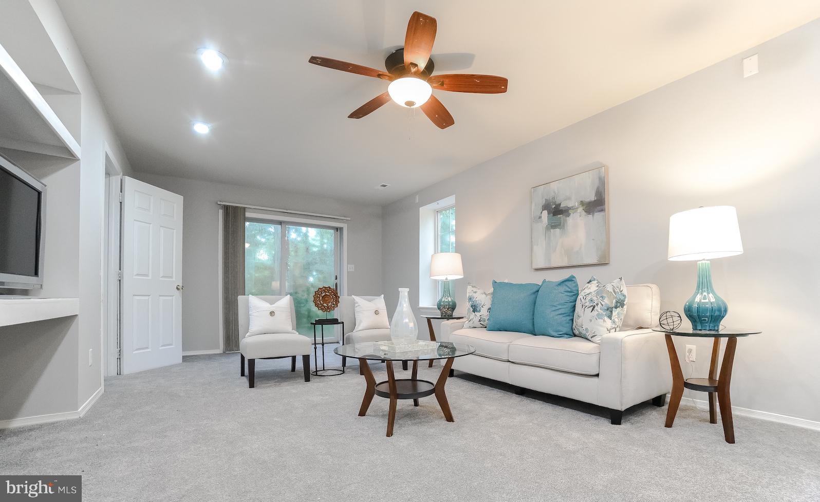 PYLES ESTATES - Residential