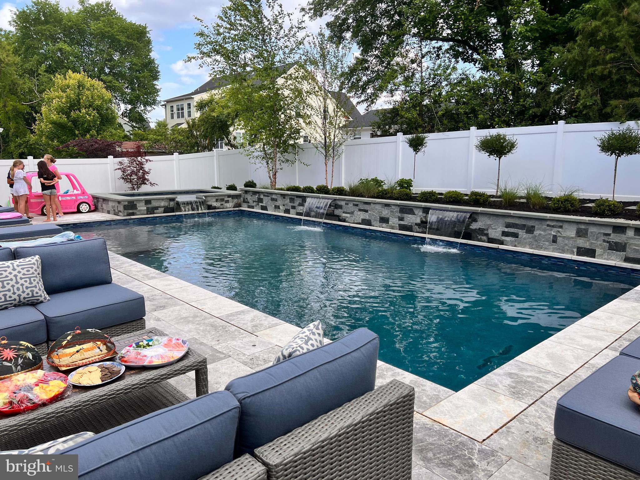 LEWINSVILLE HEIGHTS - Residential