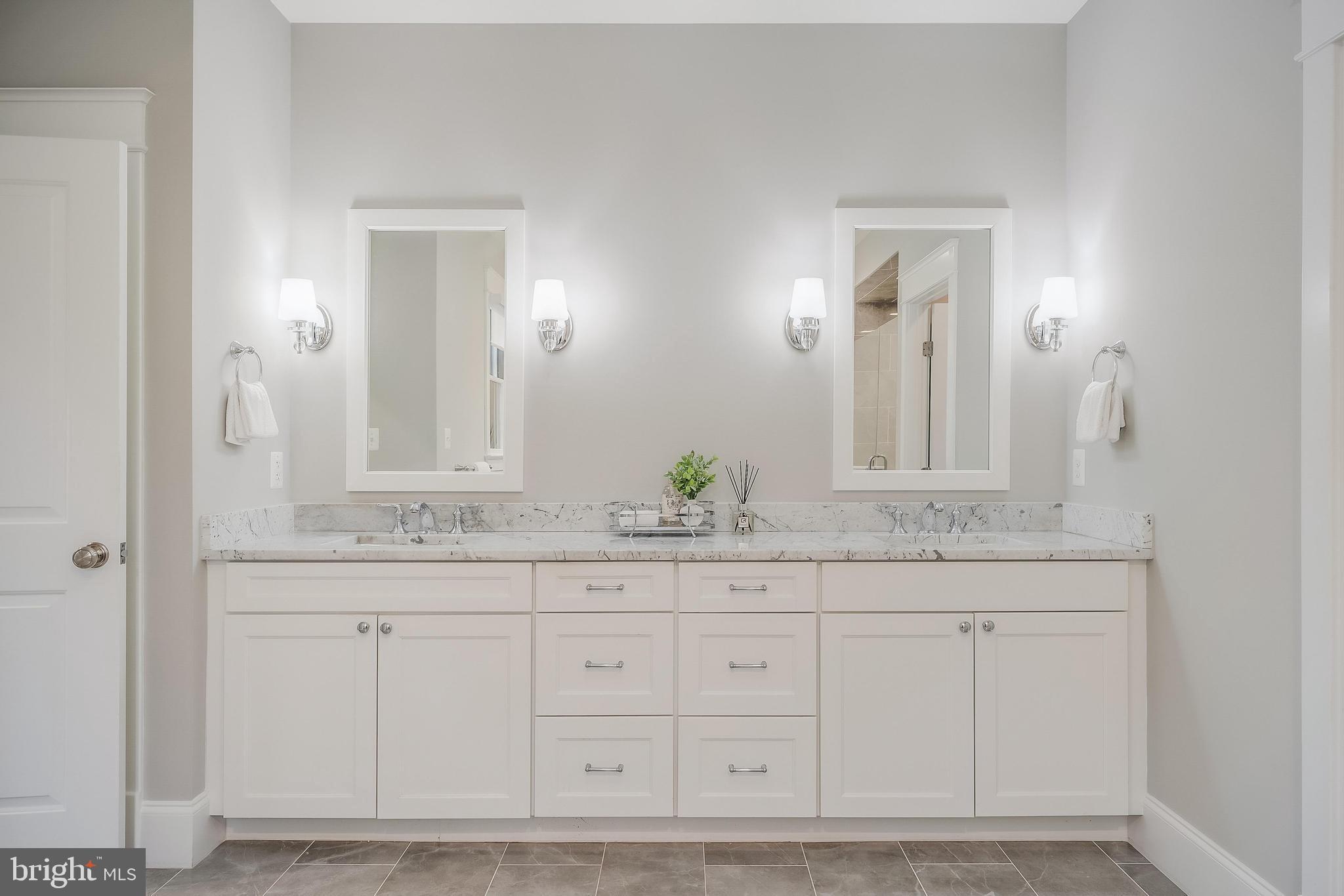 LEWINSVILLE HEIGHTS - Residential