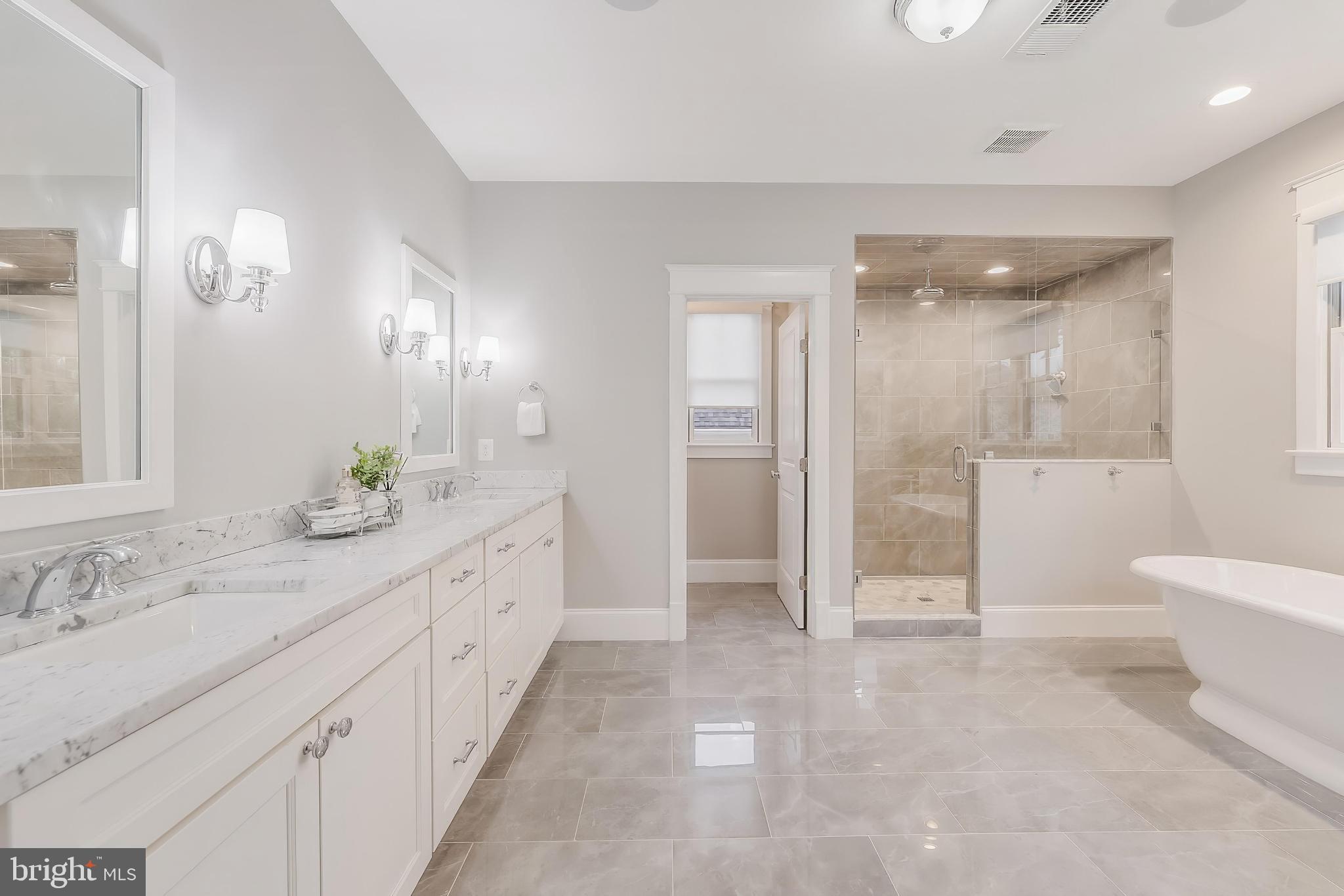 LEWINSVILLE HEIGHTS - Residential