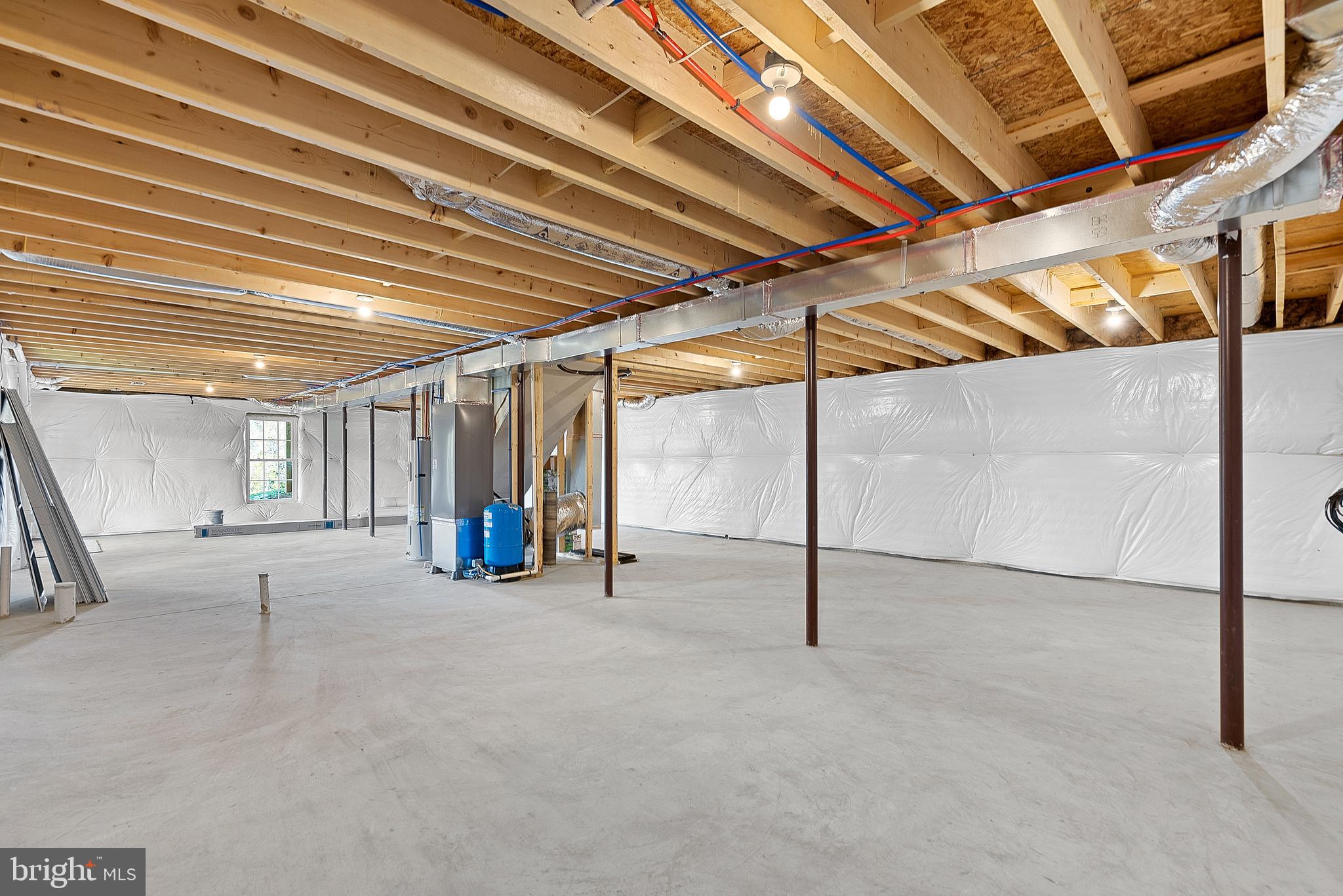 HOLIDAY PLANTATION - Residential Lease