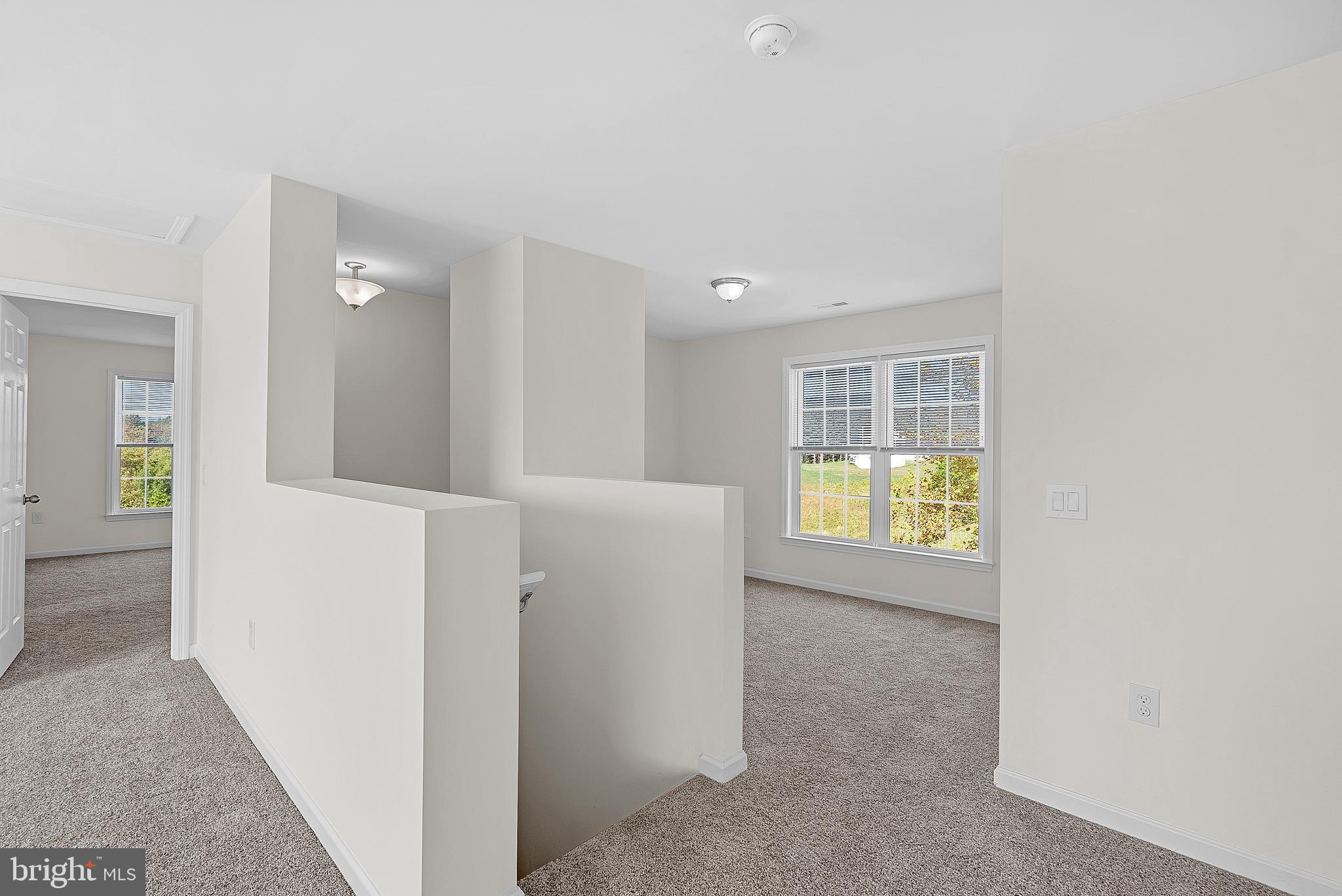 HOLIDAY PLANTATION - Residential Lease