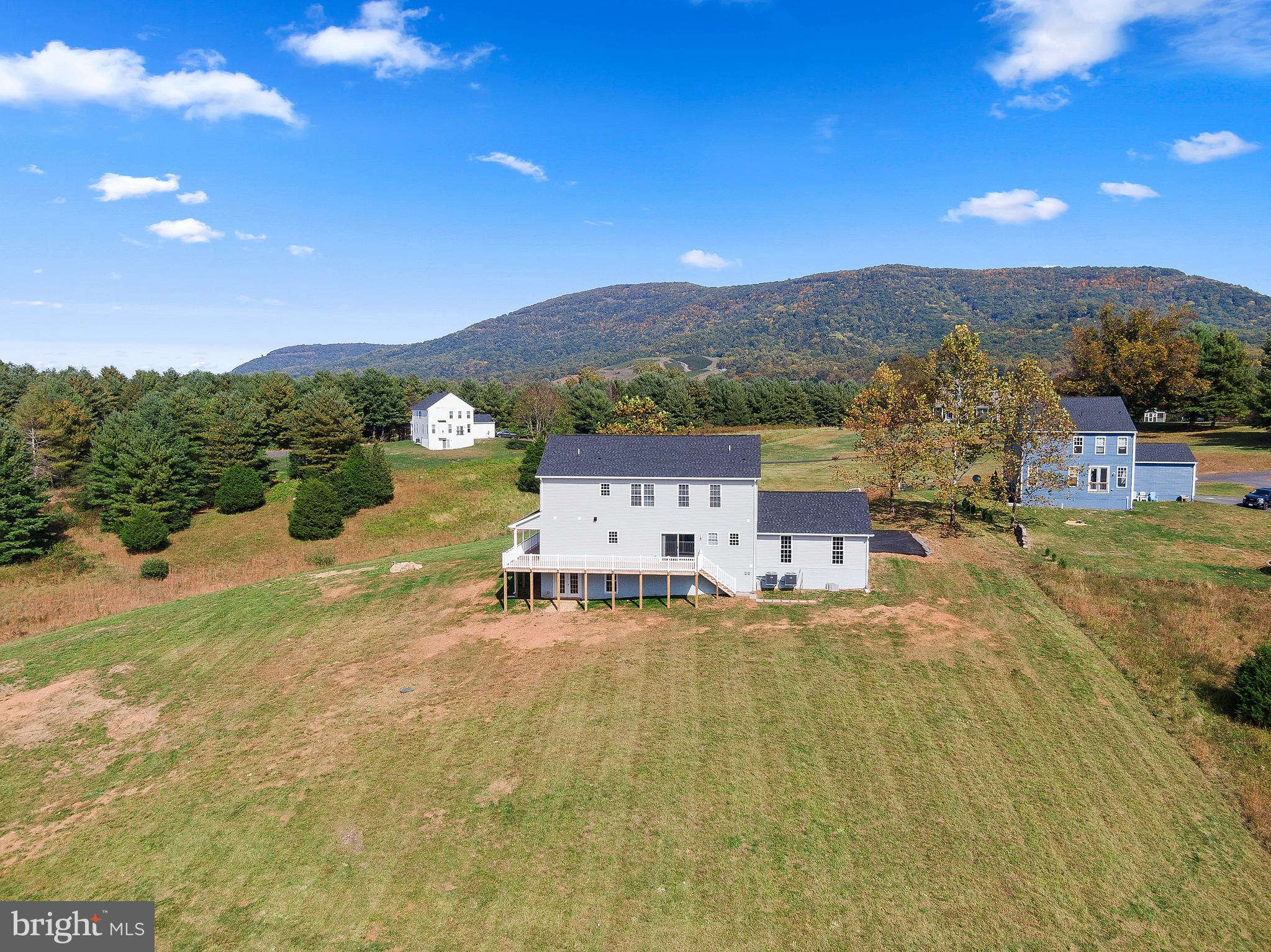 HOLIDAY PLANTATION - Residential Lease