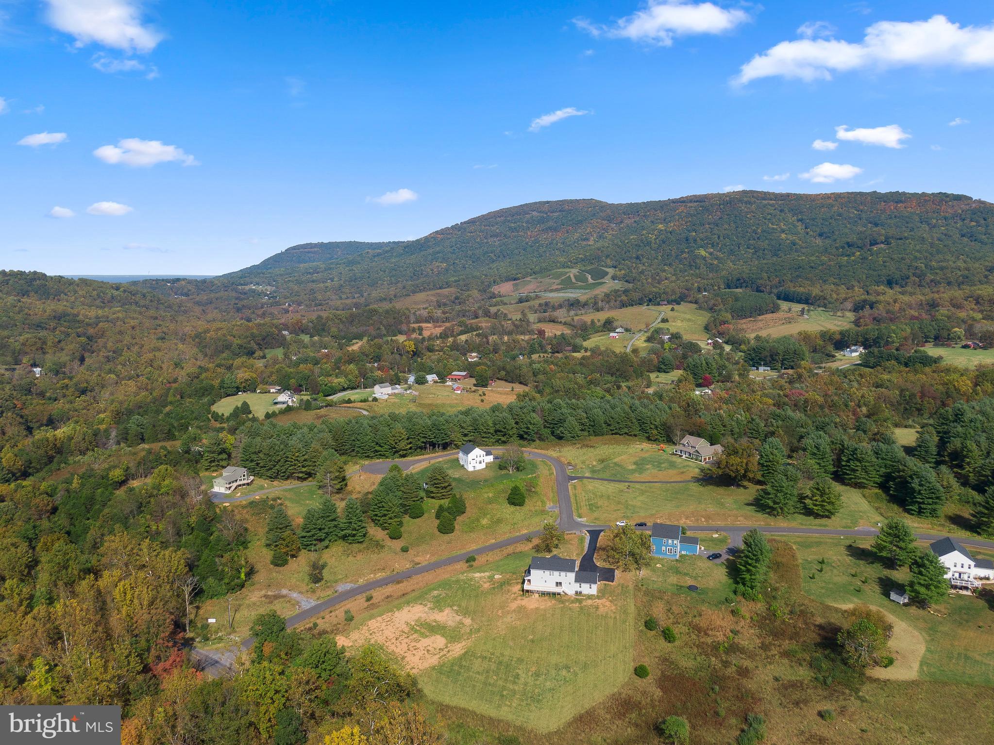 HOLIDAY PLANTATION - Residential Lease