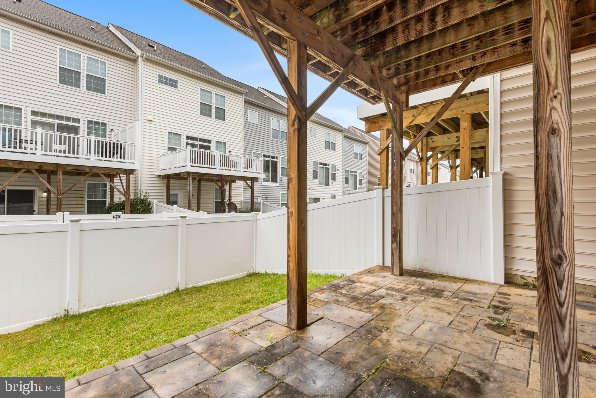 SMITH HOME FARM - Residential Lease