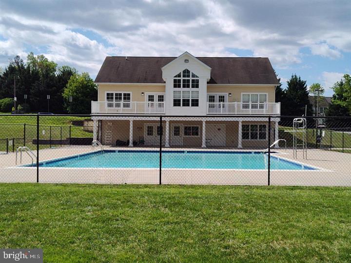 MONMOUTH MEADOWS - Residential