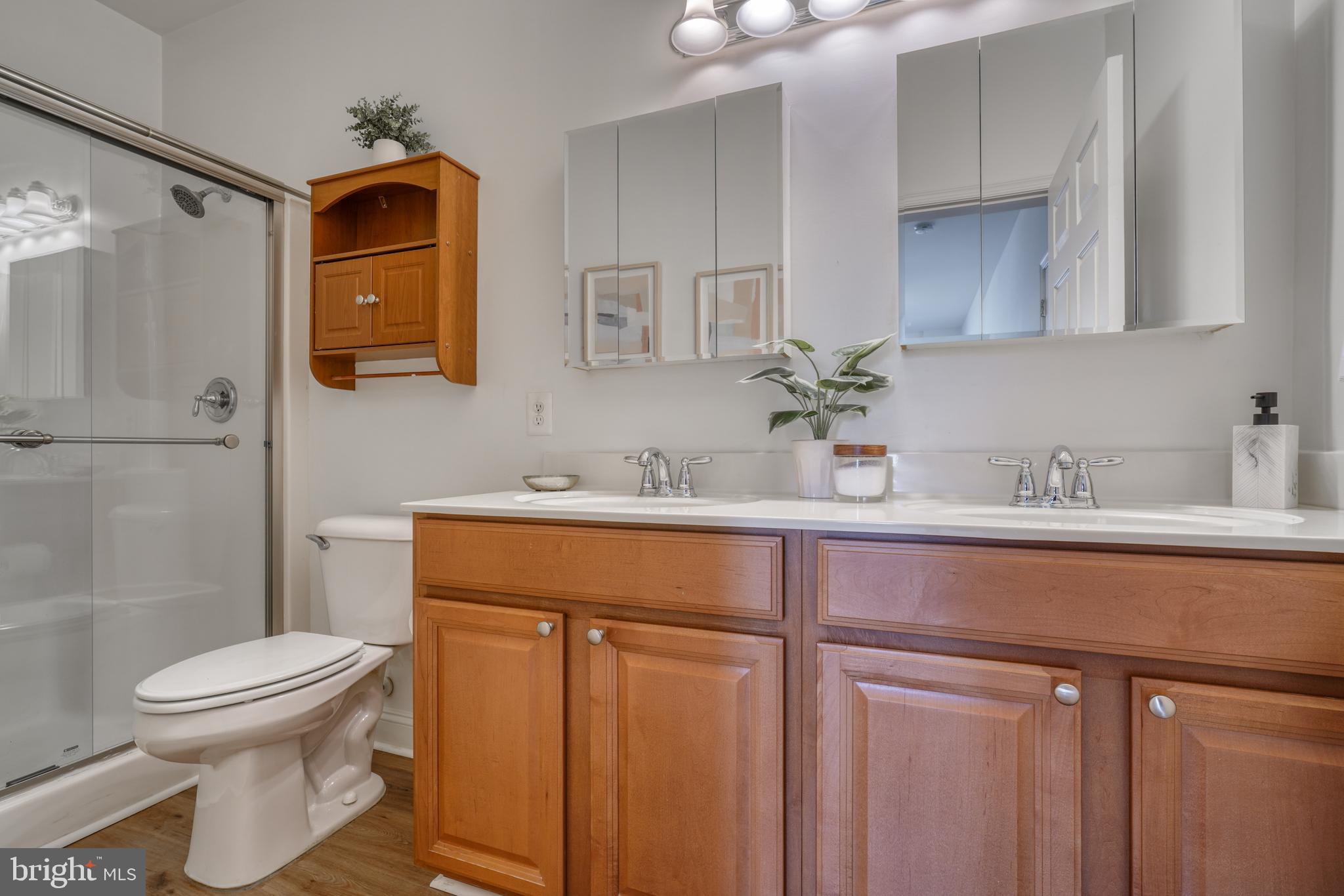 MONMOUTH MEADOWS - Residential