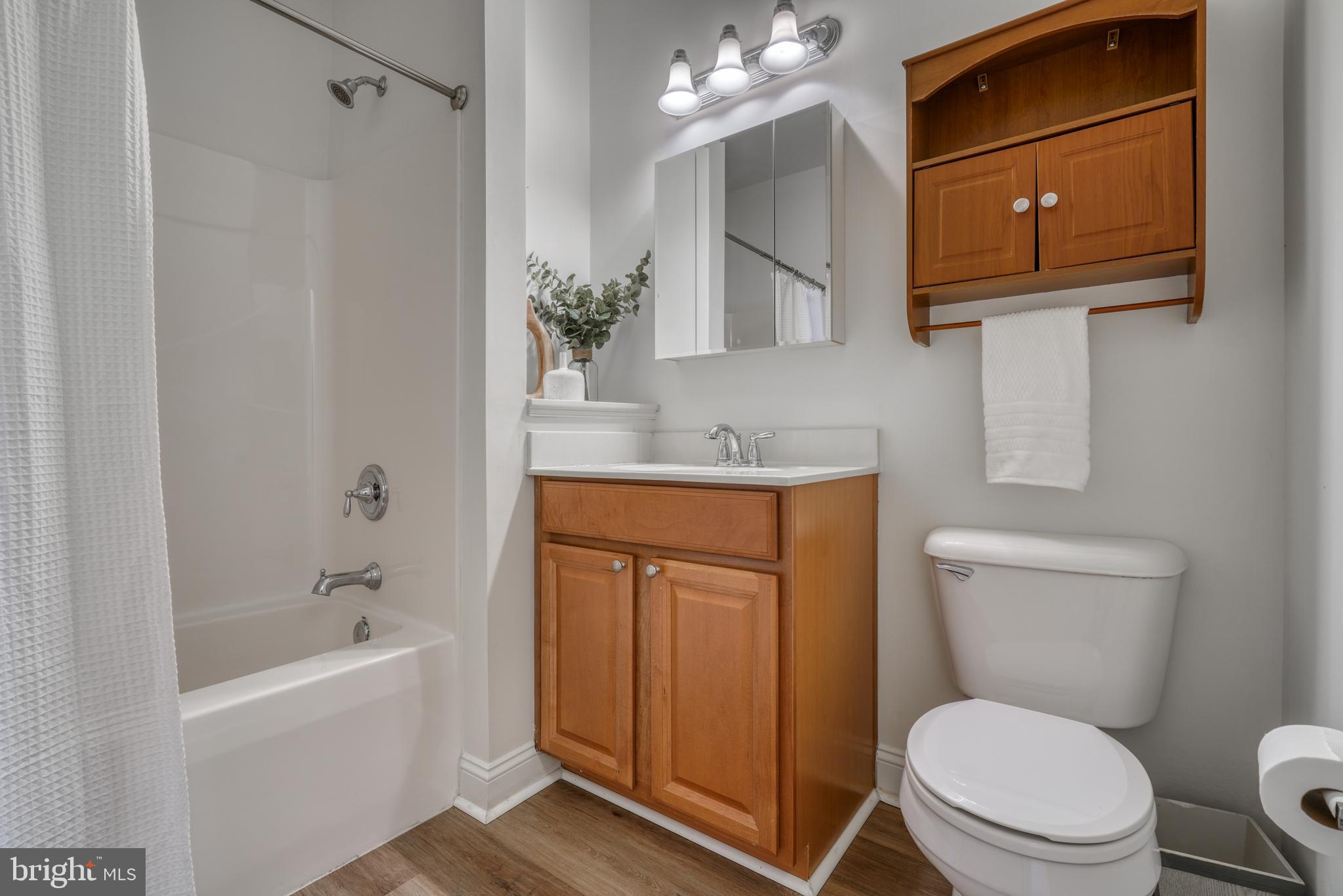 MONMOUTH MEADOWS - Residential