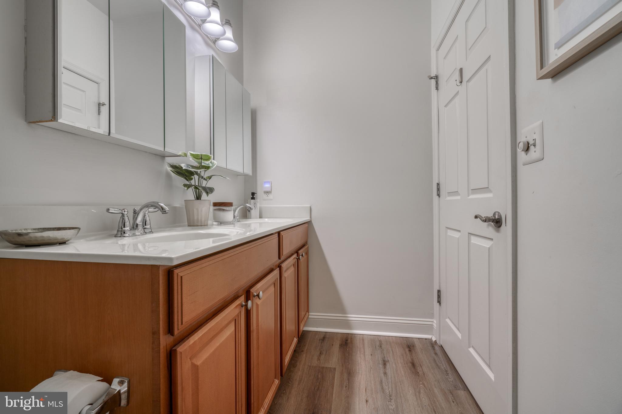 MONMOUTH MEADOWS - Residential