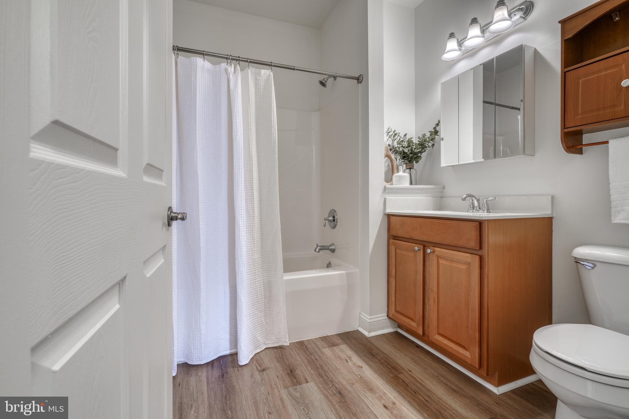 MONMOUTH MEADOWS - Residential