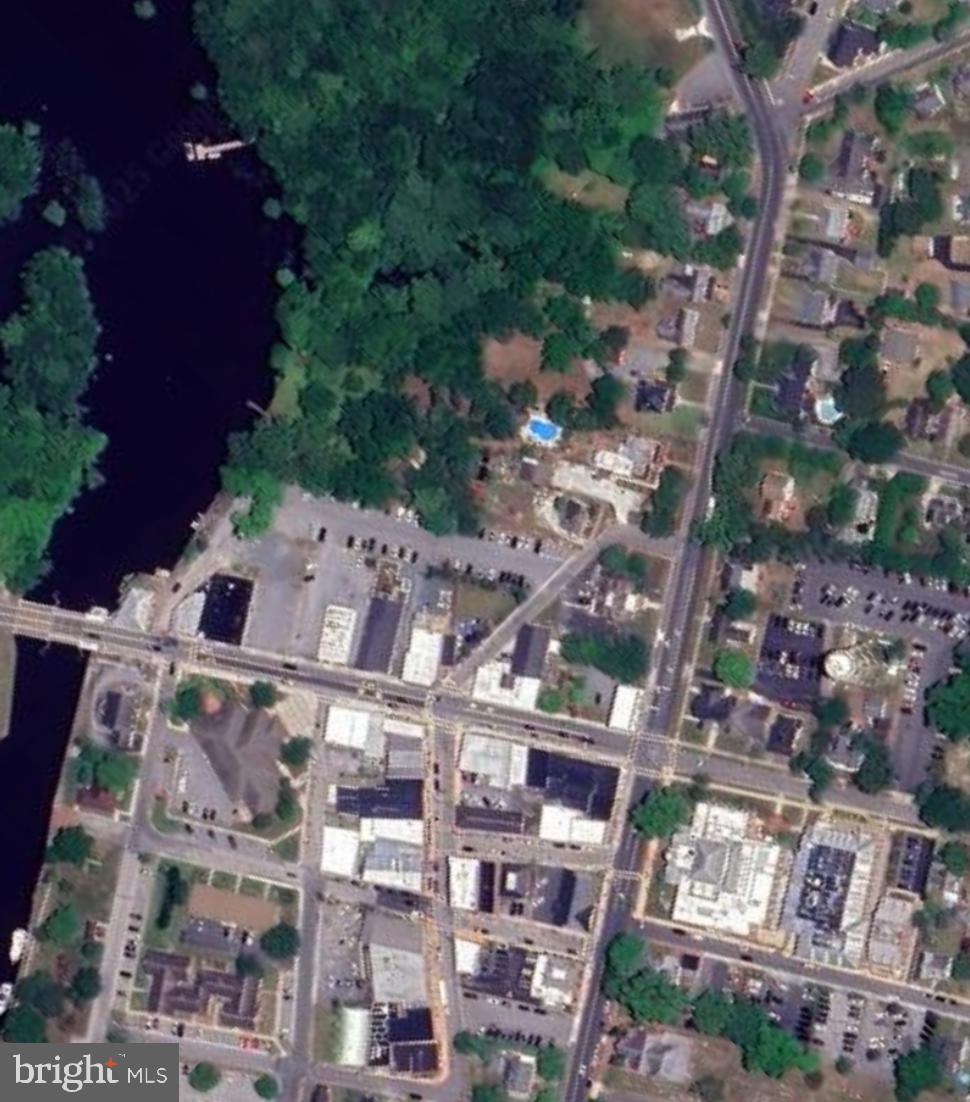 204 WASHINGTON STREET