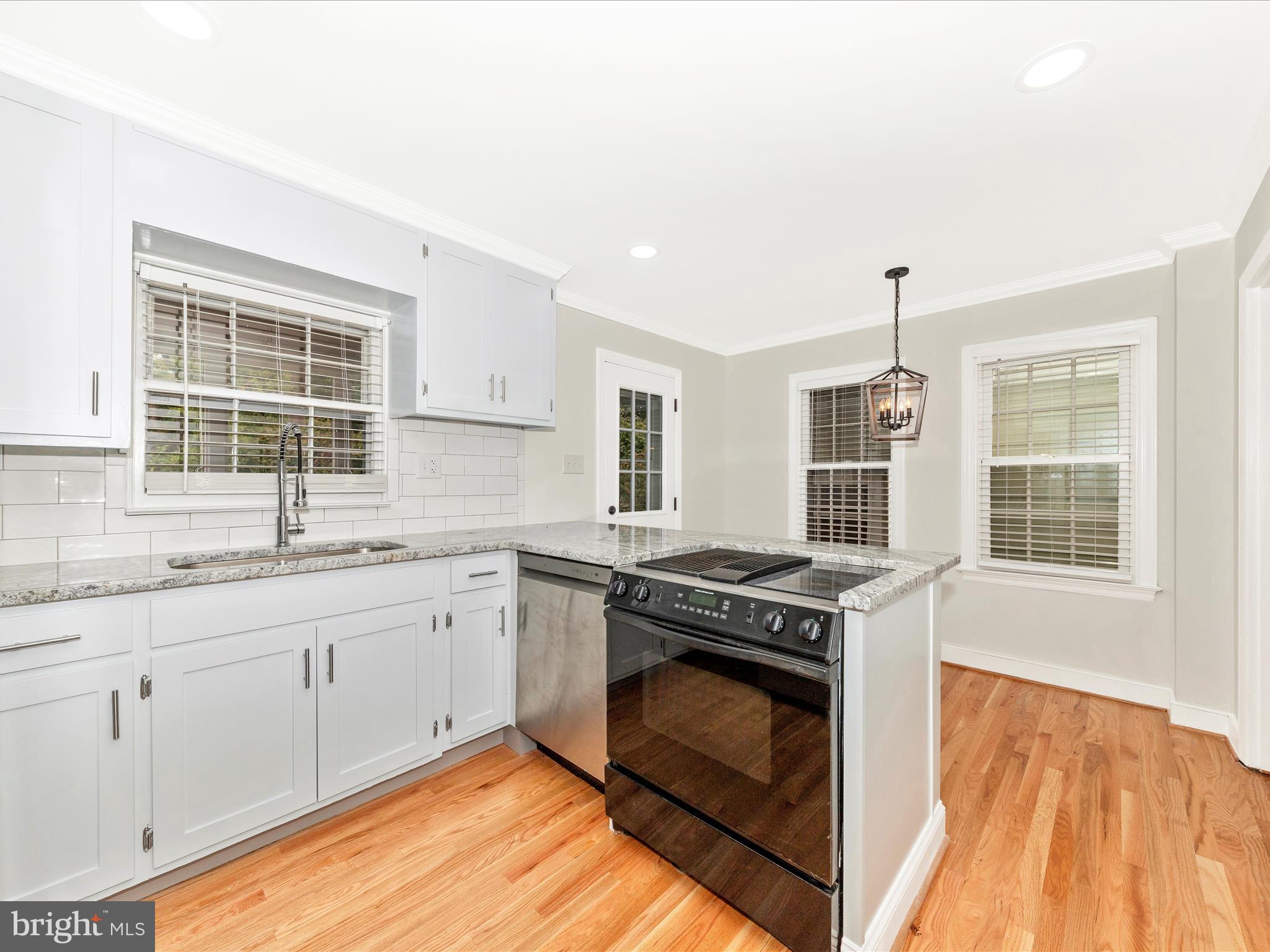 FOUNTAIN HEAD - Residential