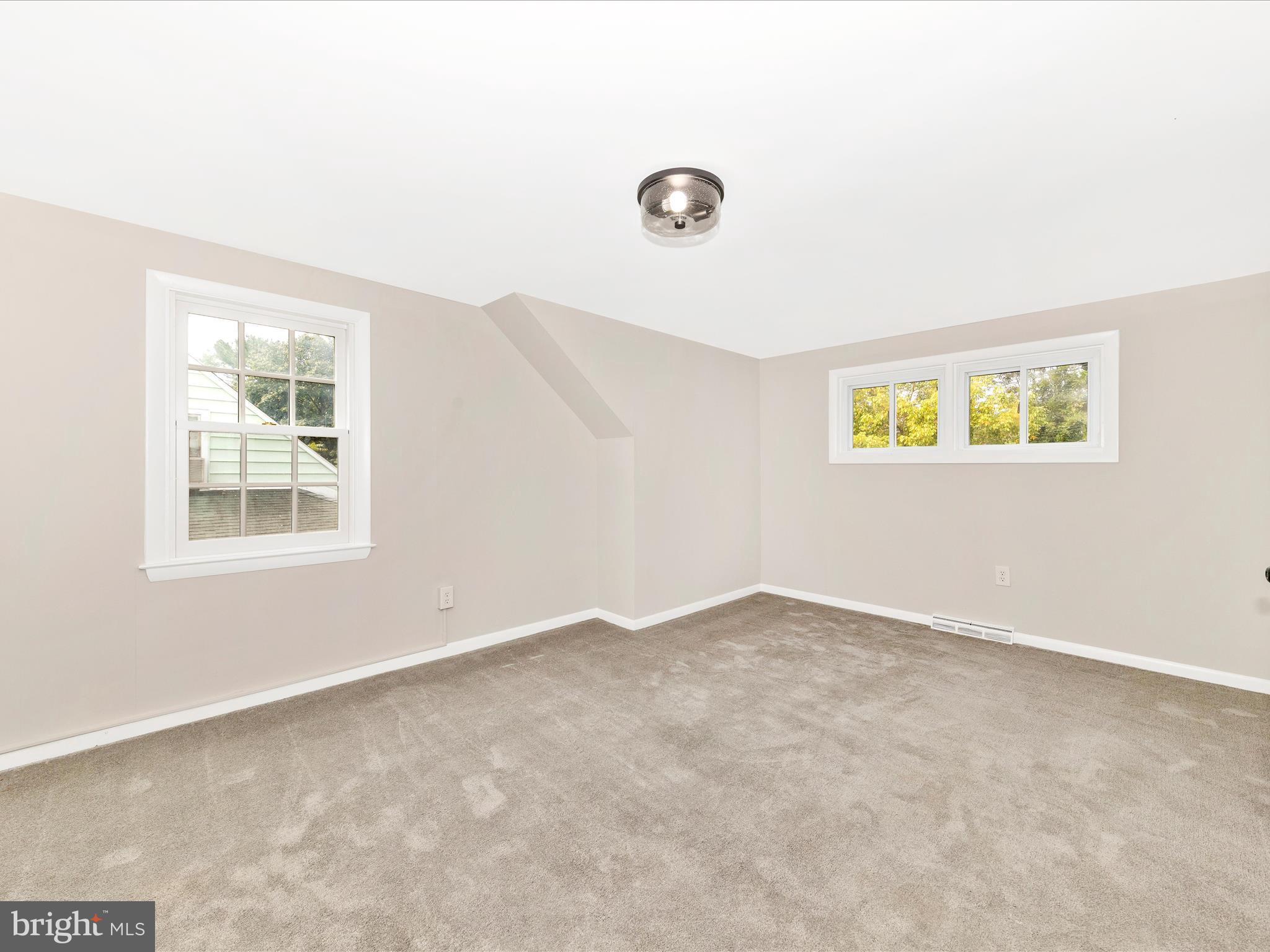 FOUNTAIN HEAD - Residential