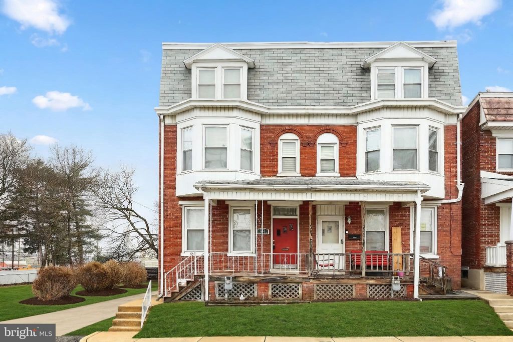 Photo of 213 Parkway Boulevard, YORK, PA 17404 (MLS # PAYK2098332)