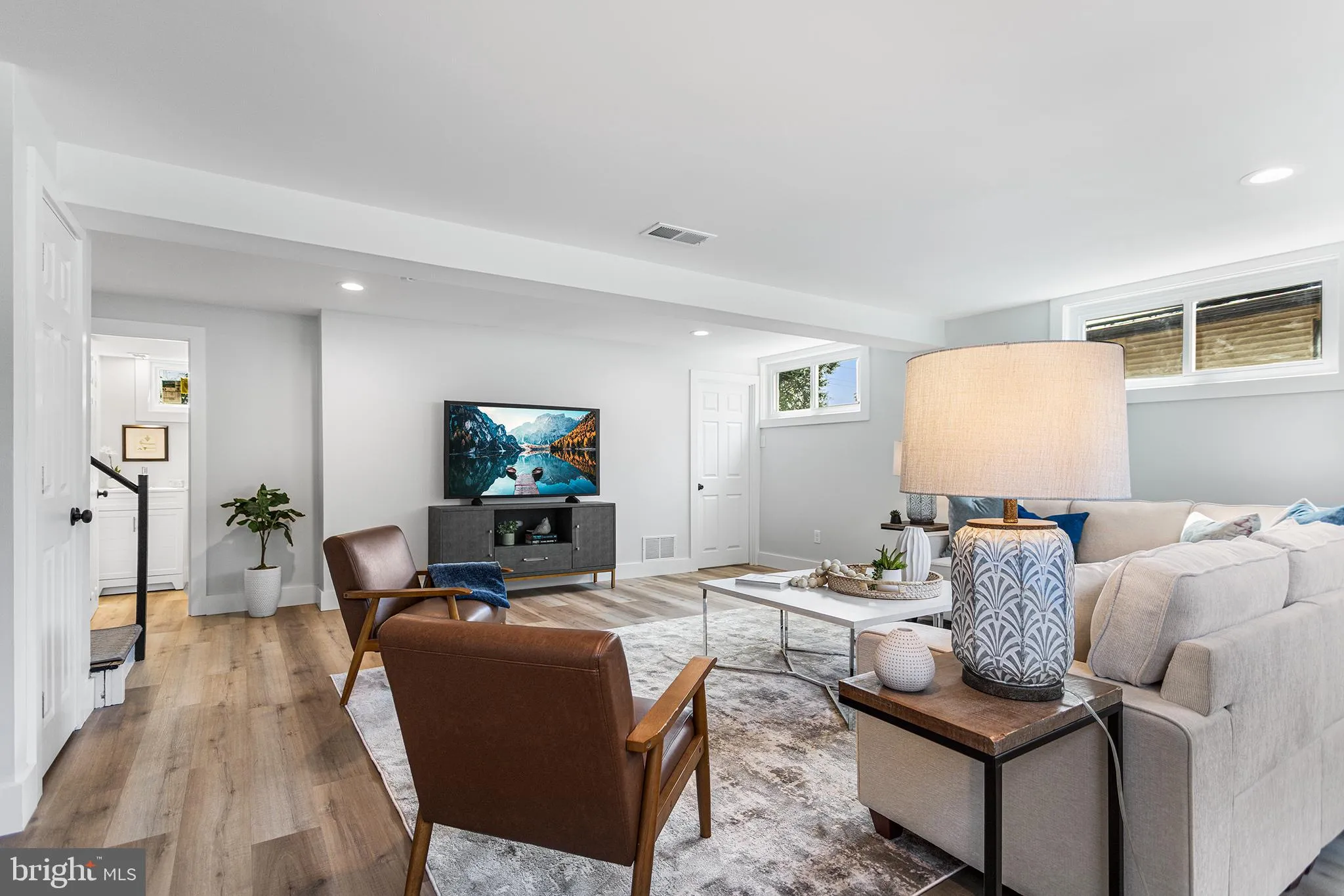 Broomall, Pennsylvania 19008, United States, 3 Bedrooms Bedrooms, ,3 BathroomsBathrooms,Residential,Pending,129790