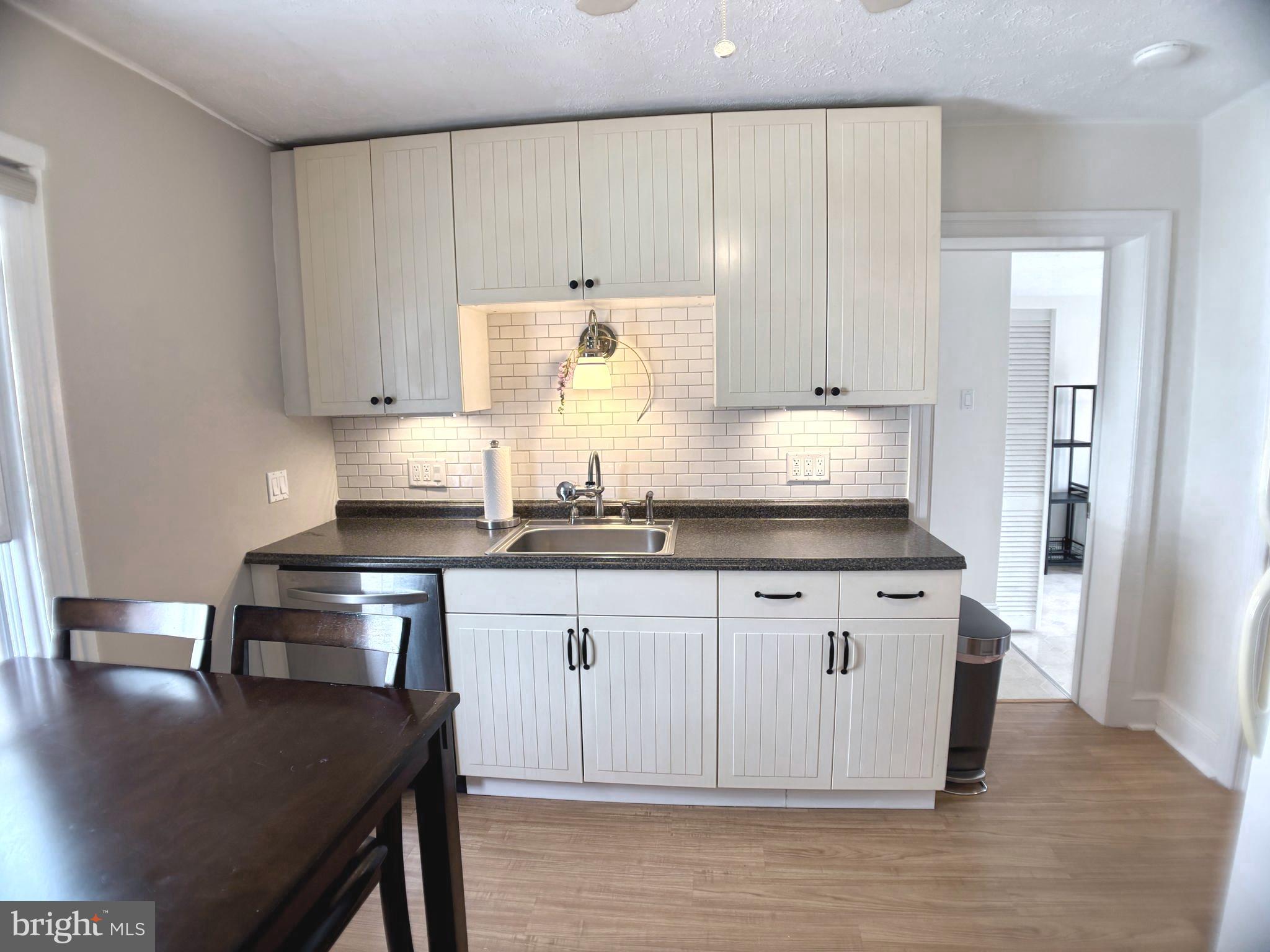 734 MORGAN AVENUE UNIT 2