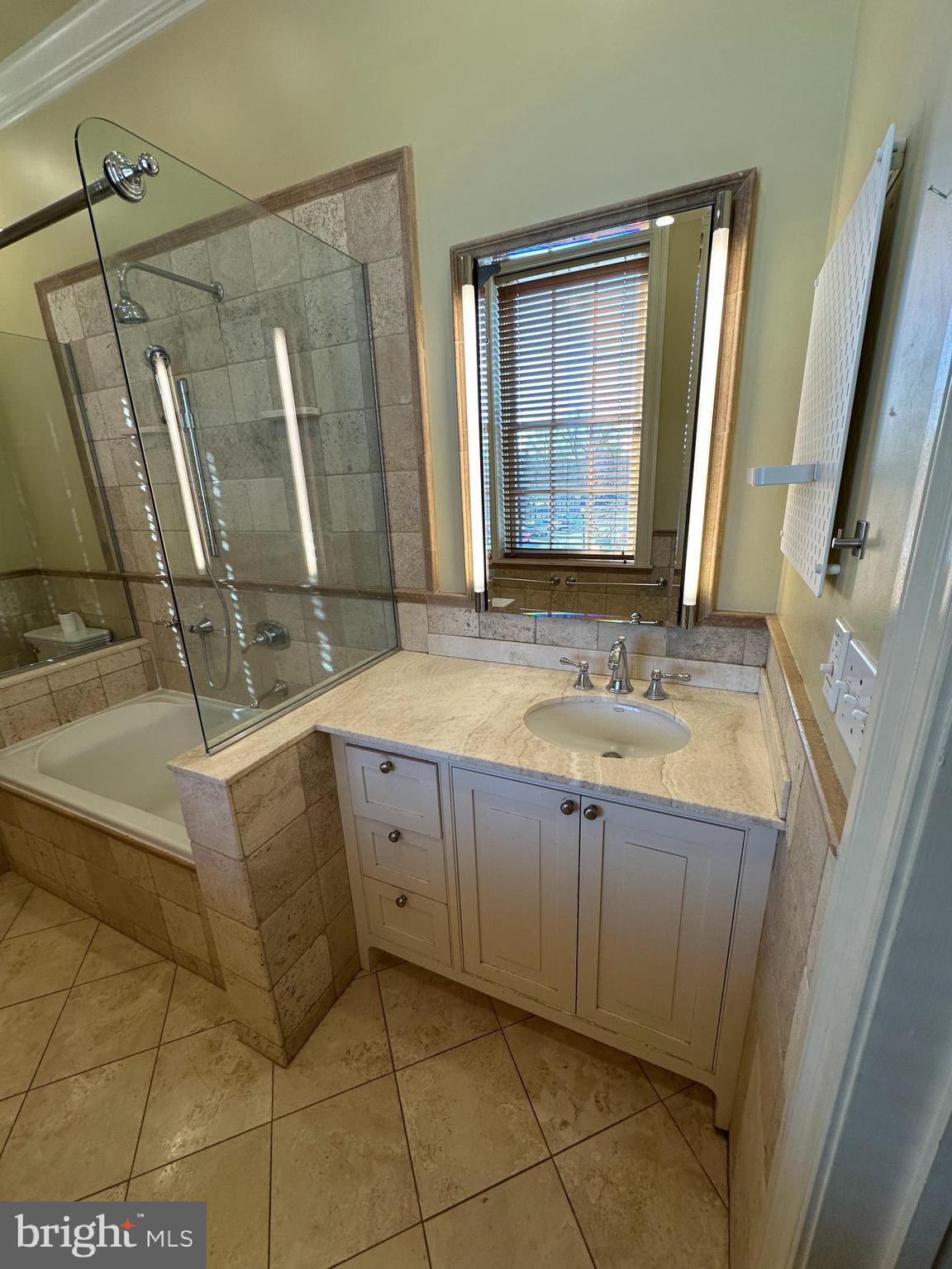 OTTERBEIN - Residential Lease