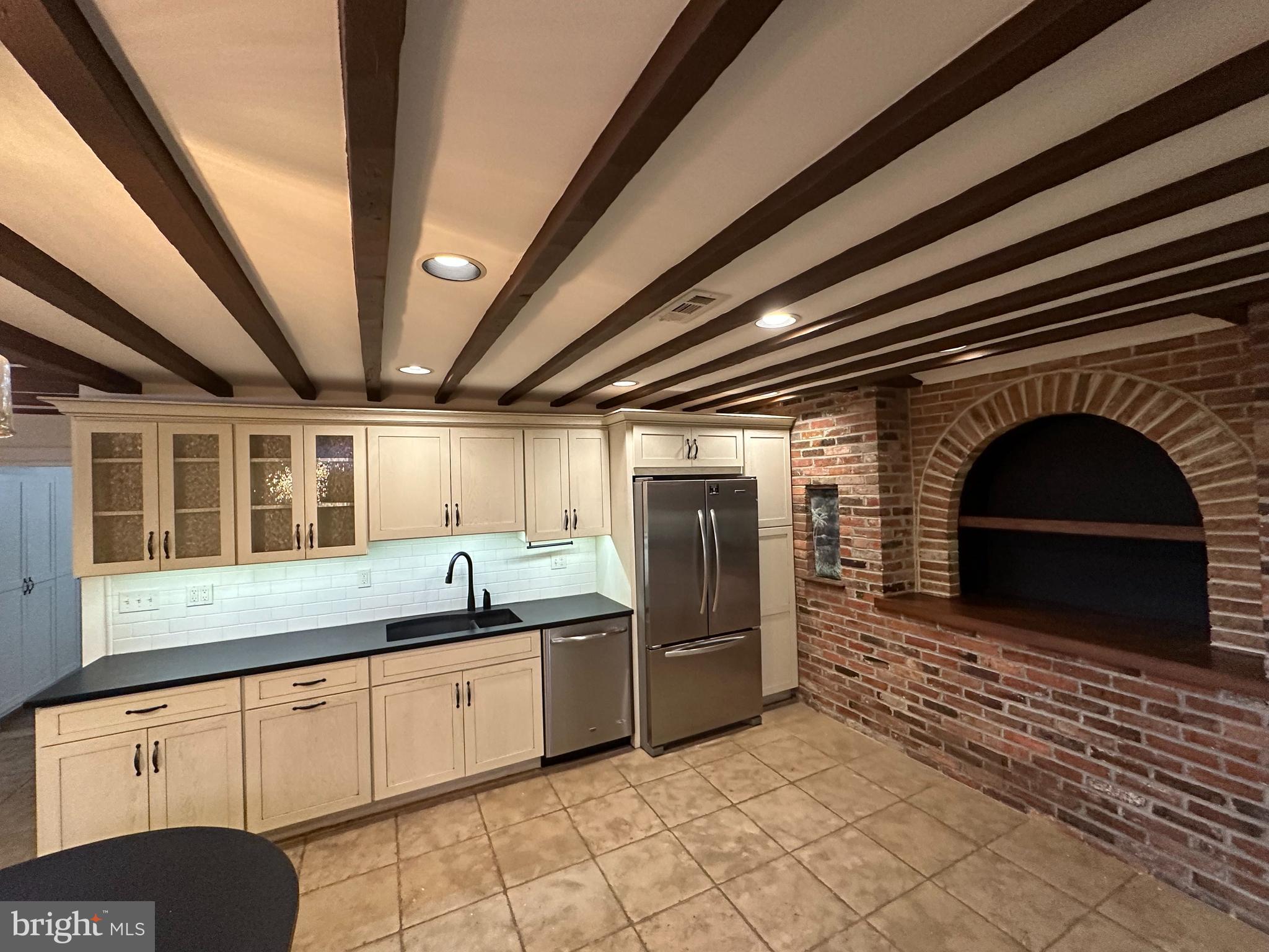 OTTERBEIN - Residential Lease