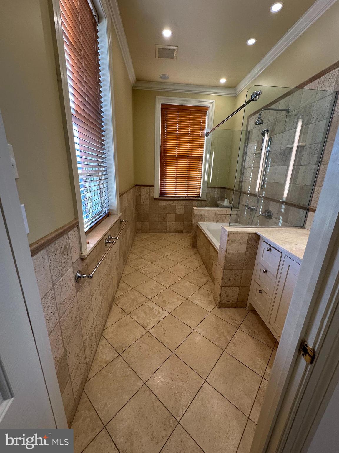 OTTERBEIN - Residential Lease