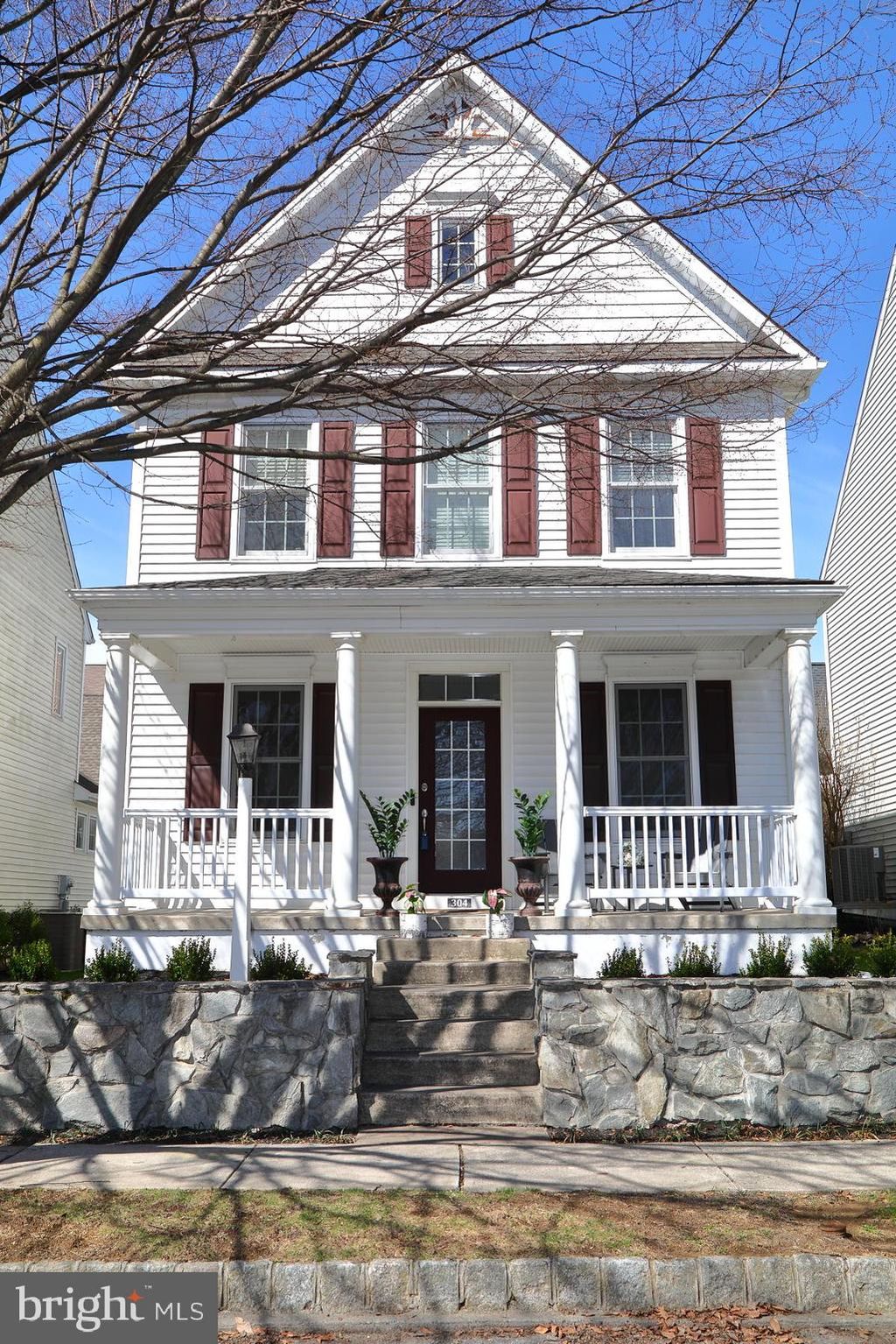 Photo of 304 Merchant Avenue, MOUNT JOY, PA 17552 (MLS # PALA2065972)