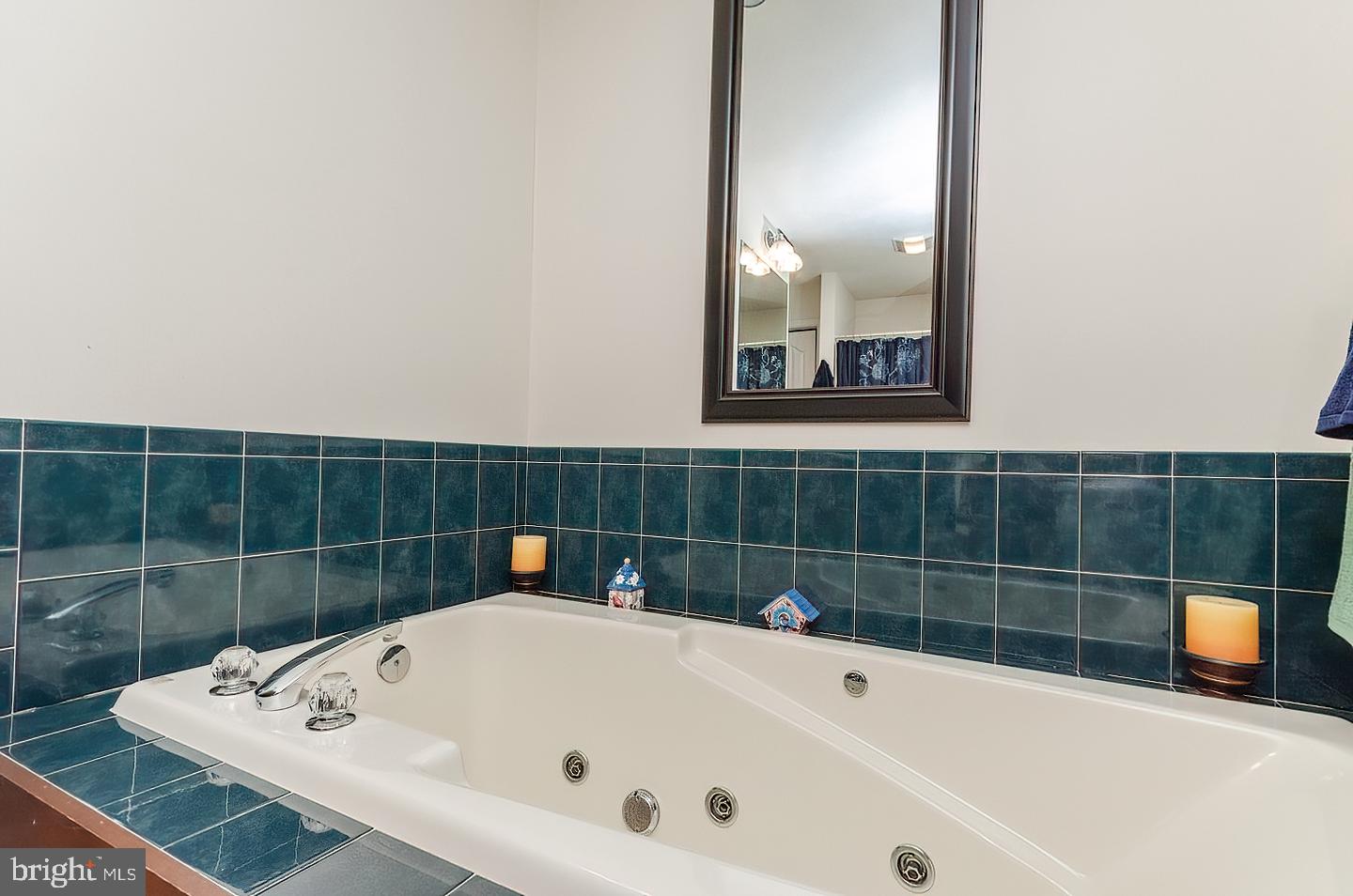 CORNERS AT ARDEN - Residential