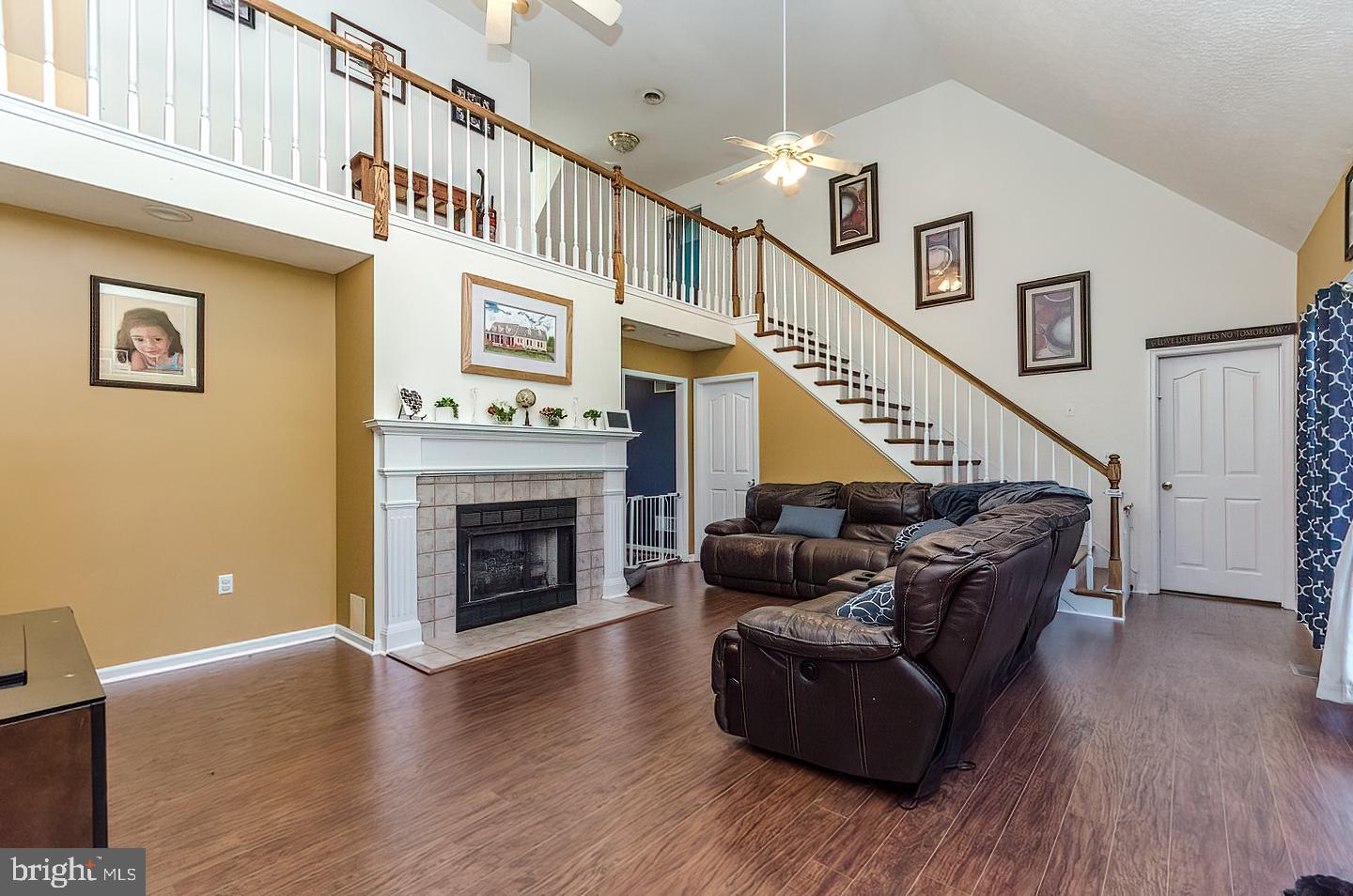 CORNERS AT ARDEN - Residential