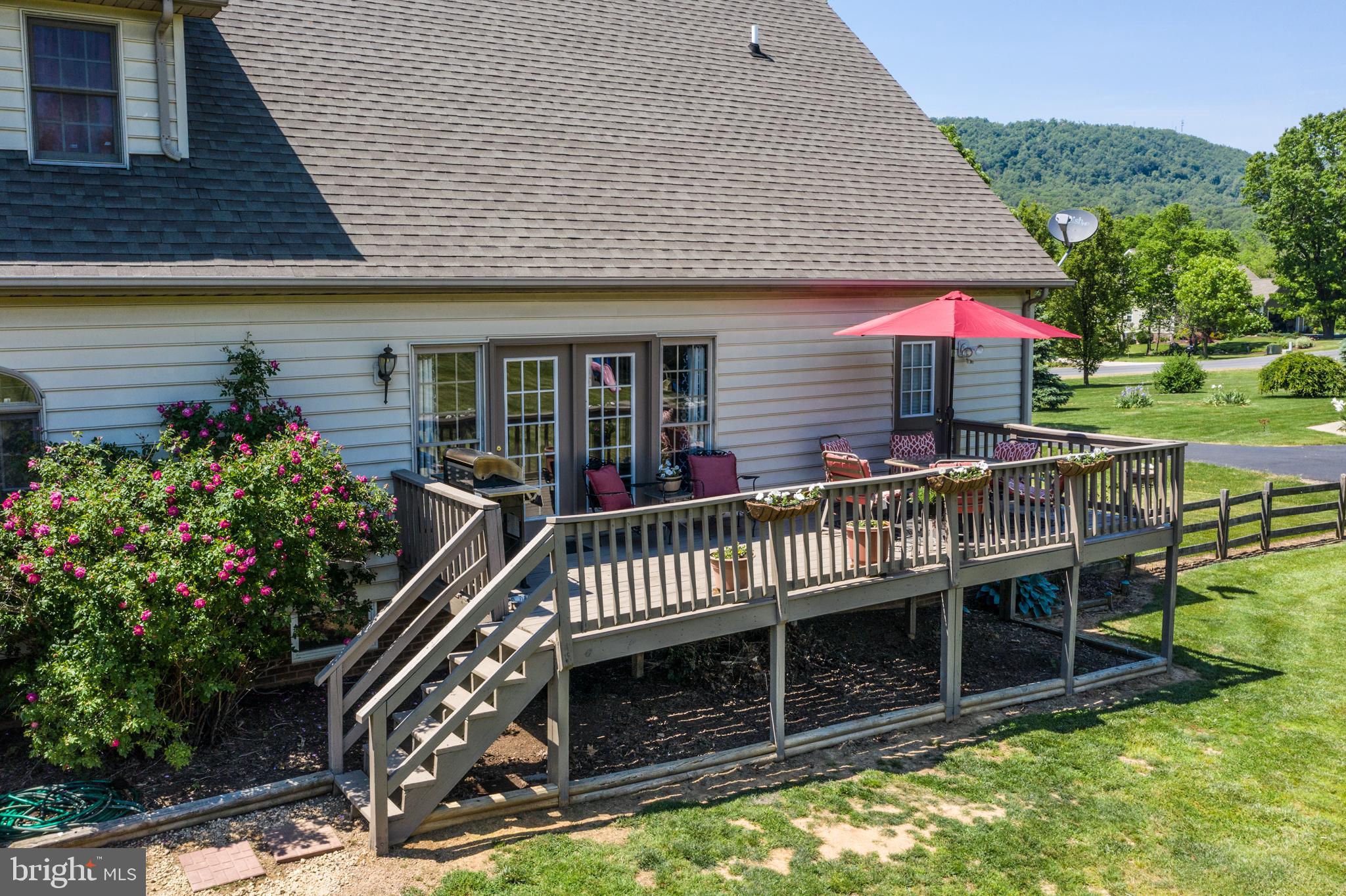 CORNERS AT ARDEN - Residential