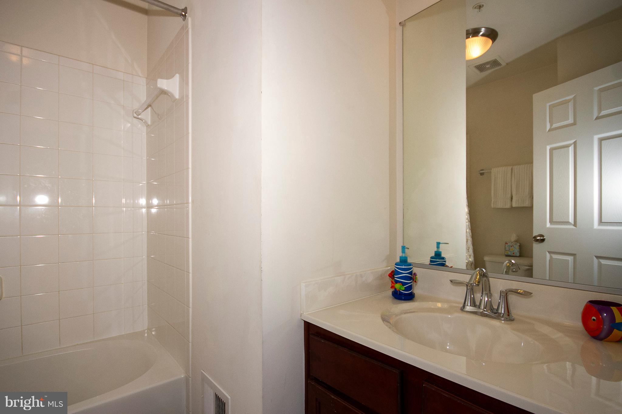 LAKES AT STANSBURY SHORE - Residential