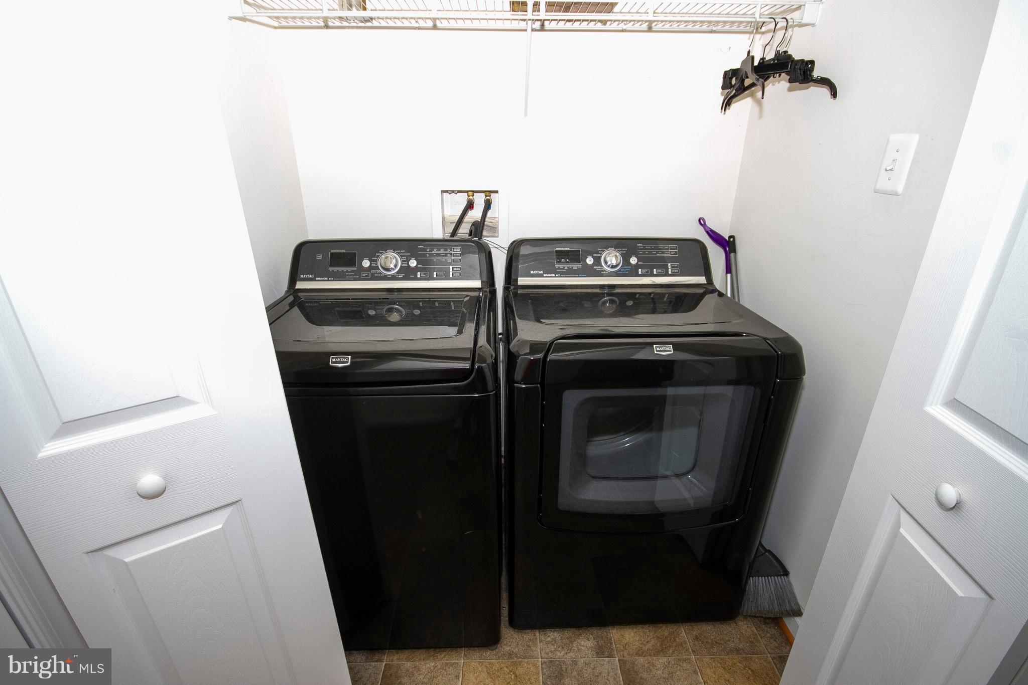 LAKES AT STANSBURY SHORE - Residential