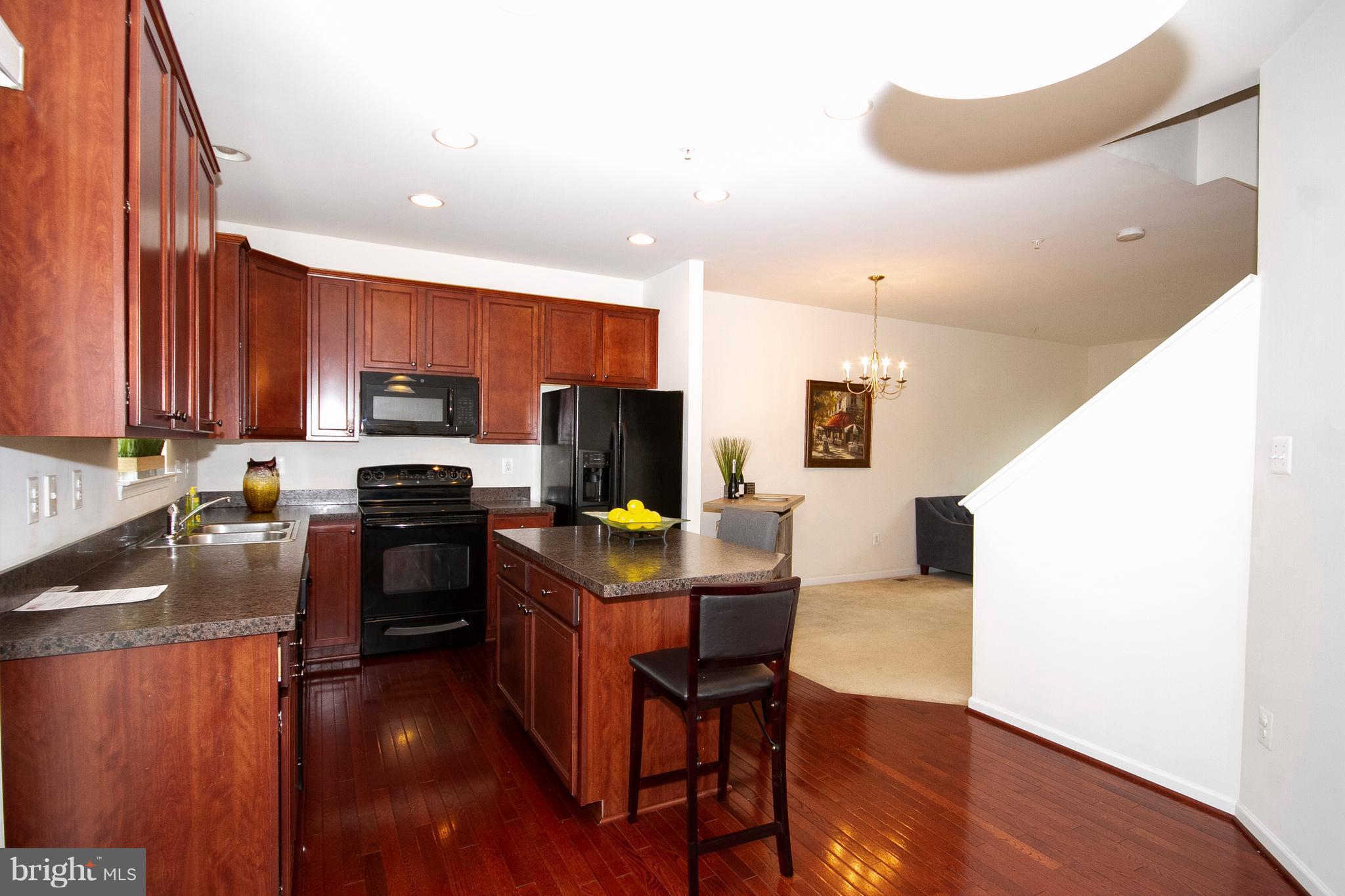 LAKES AT STANSBURY SHORE - Residential