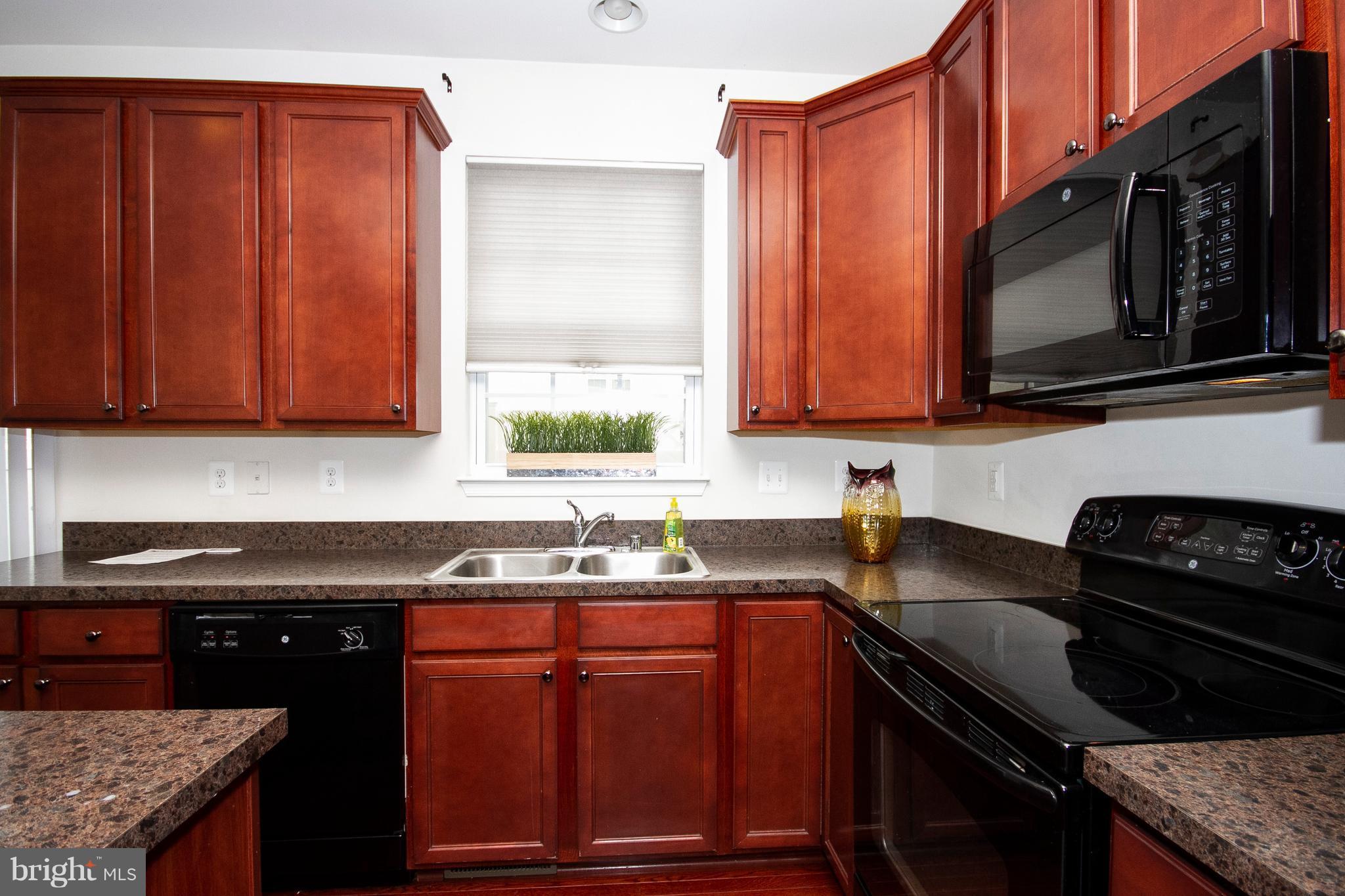 LAKES AT STANSBURY SHORE - Residential