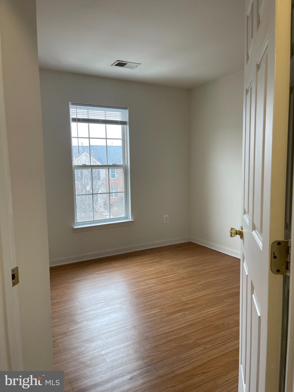 GALYN MANOR - Residential