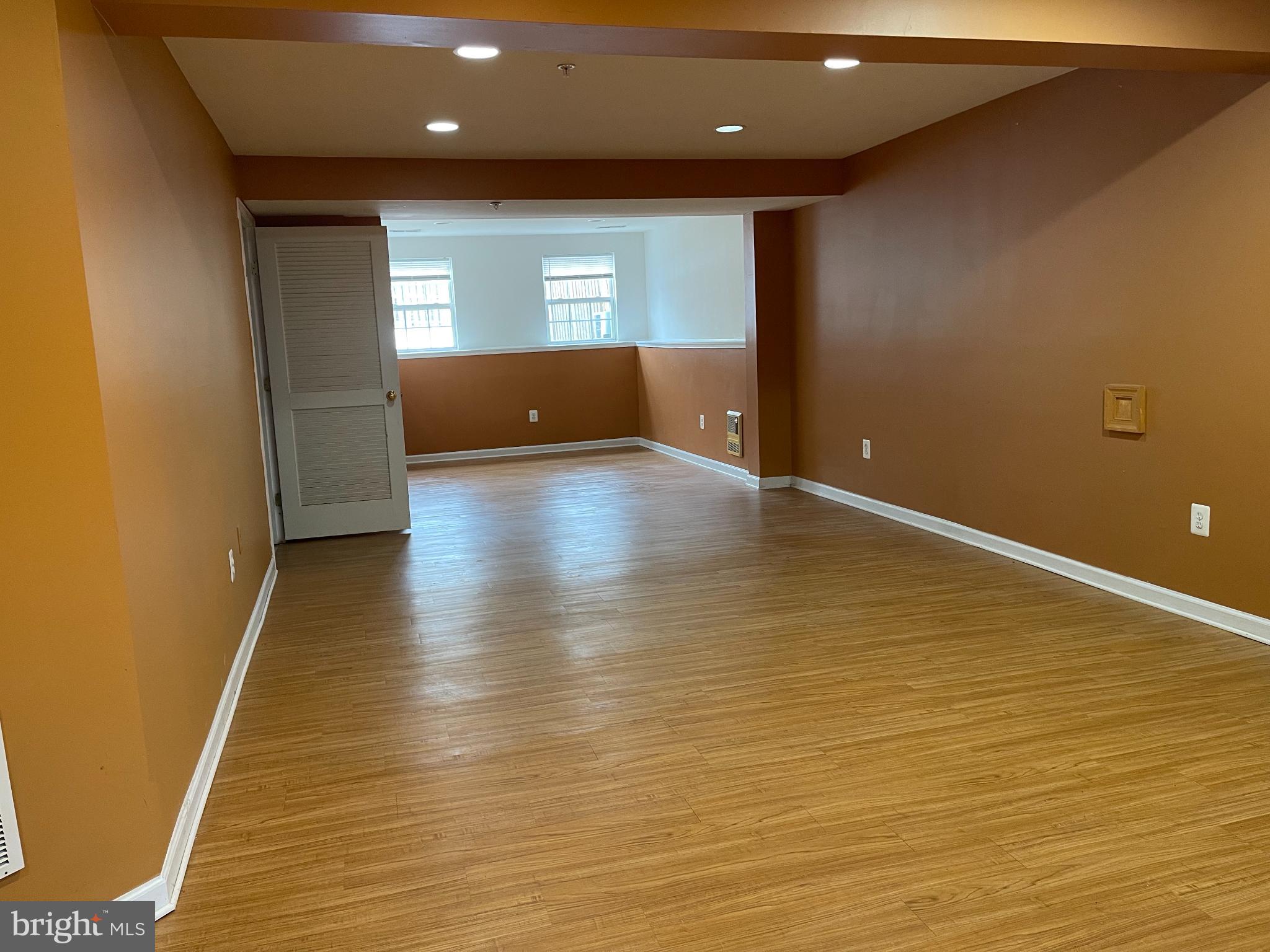 GALYN MANOR - Residential